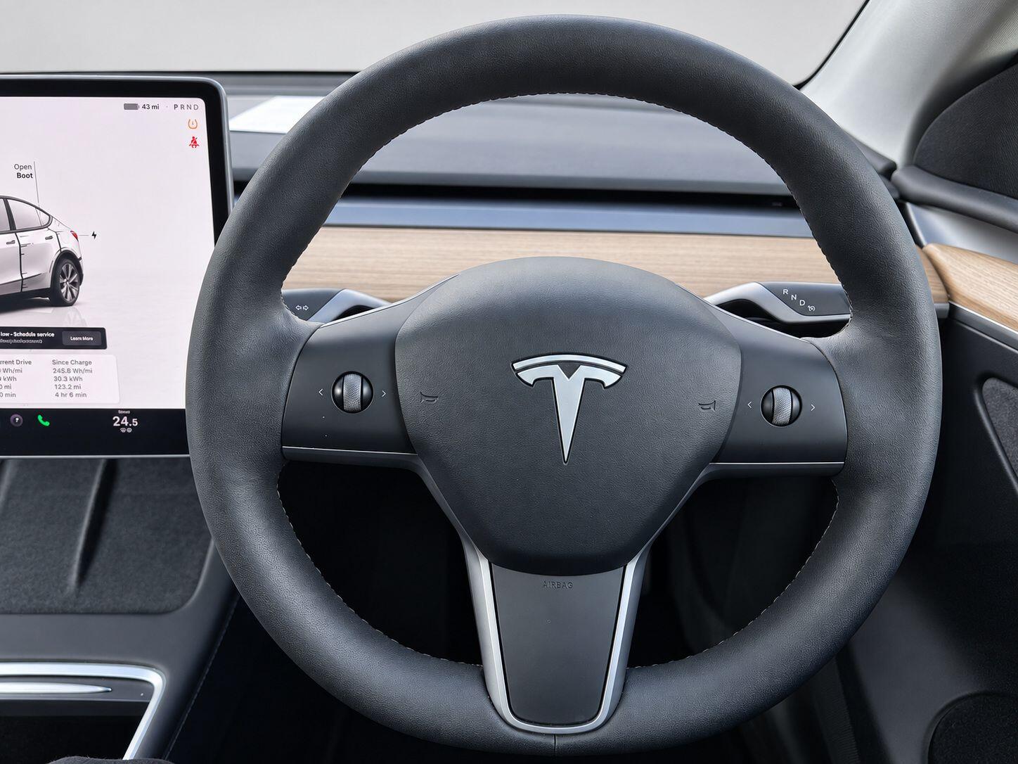 Tesla Model Y view 20