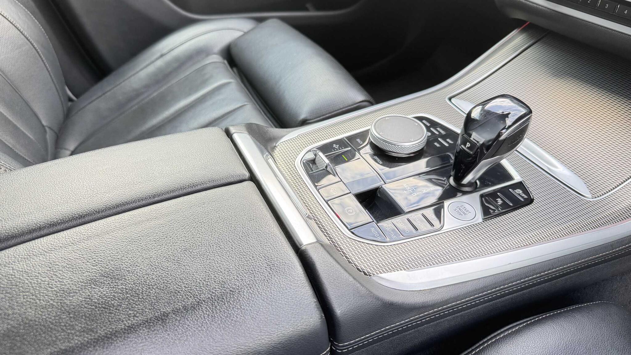 BMW X5 view 43