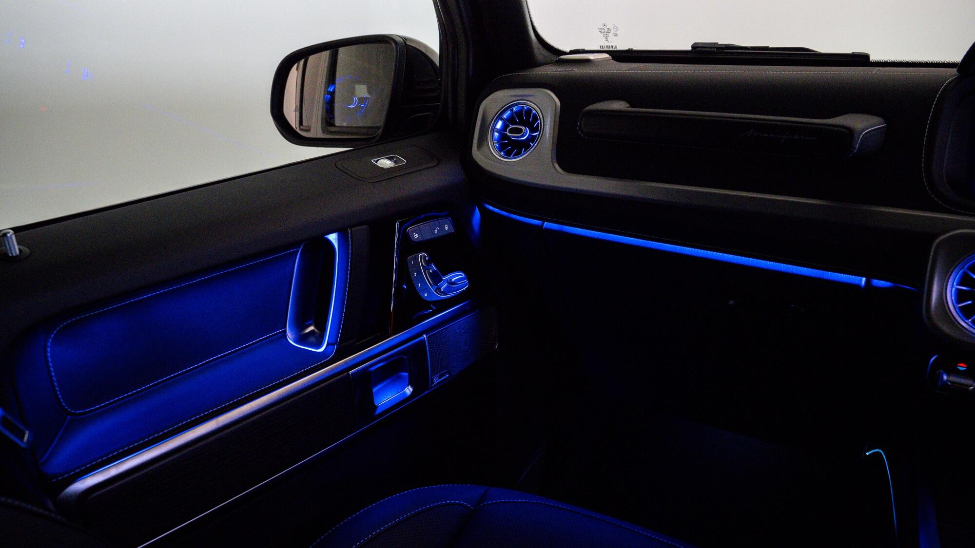Mercedes-Benz G-Class view 50