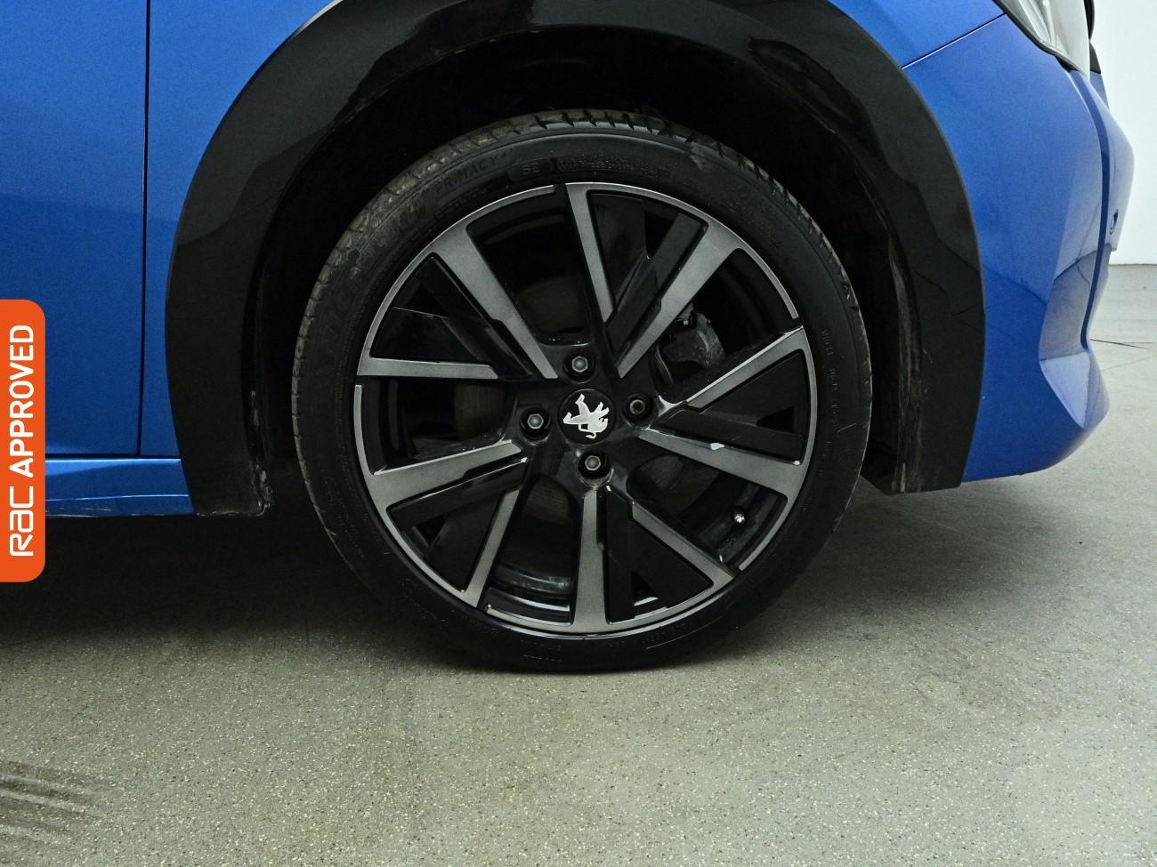 Peugeot 208 view 26
