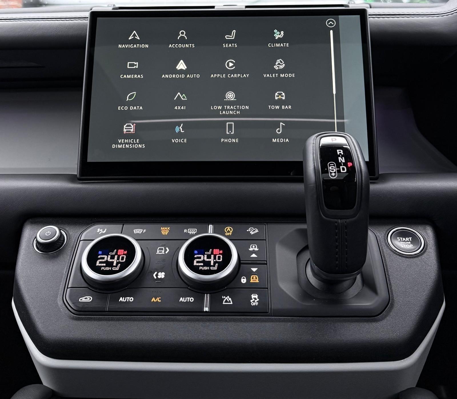 Land Rover Defender view 18