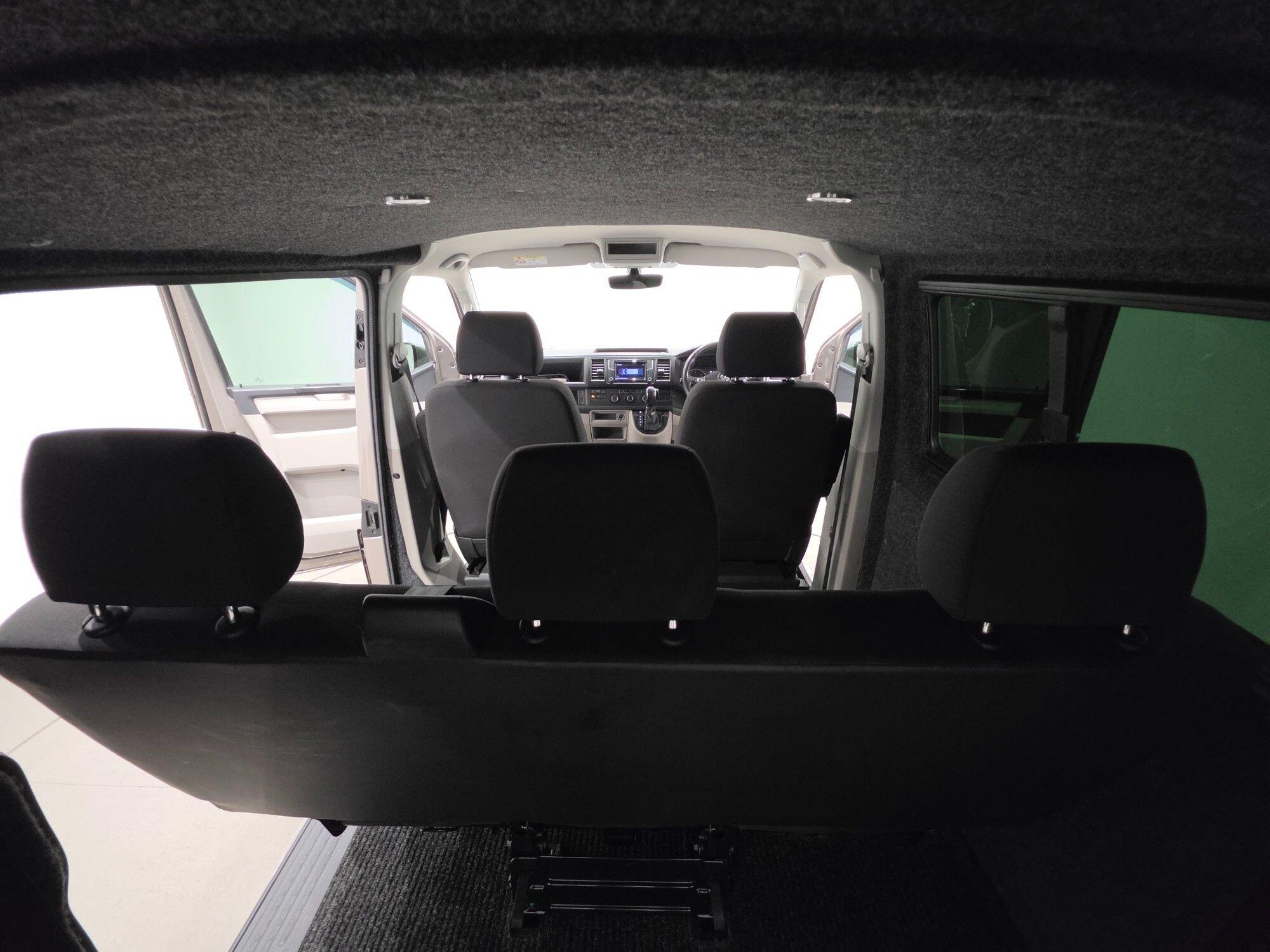 Volkswagen Transporter view 97