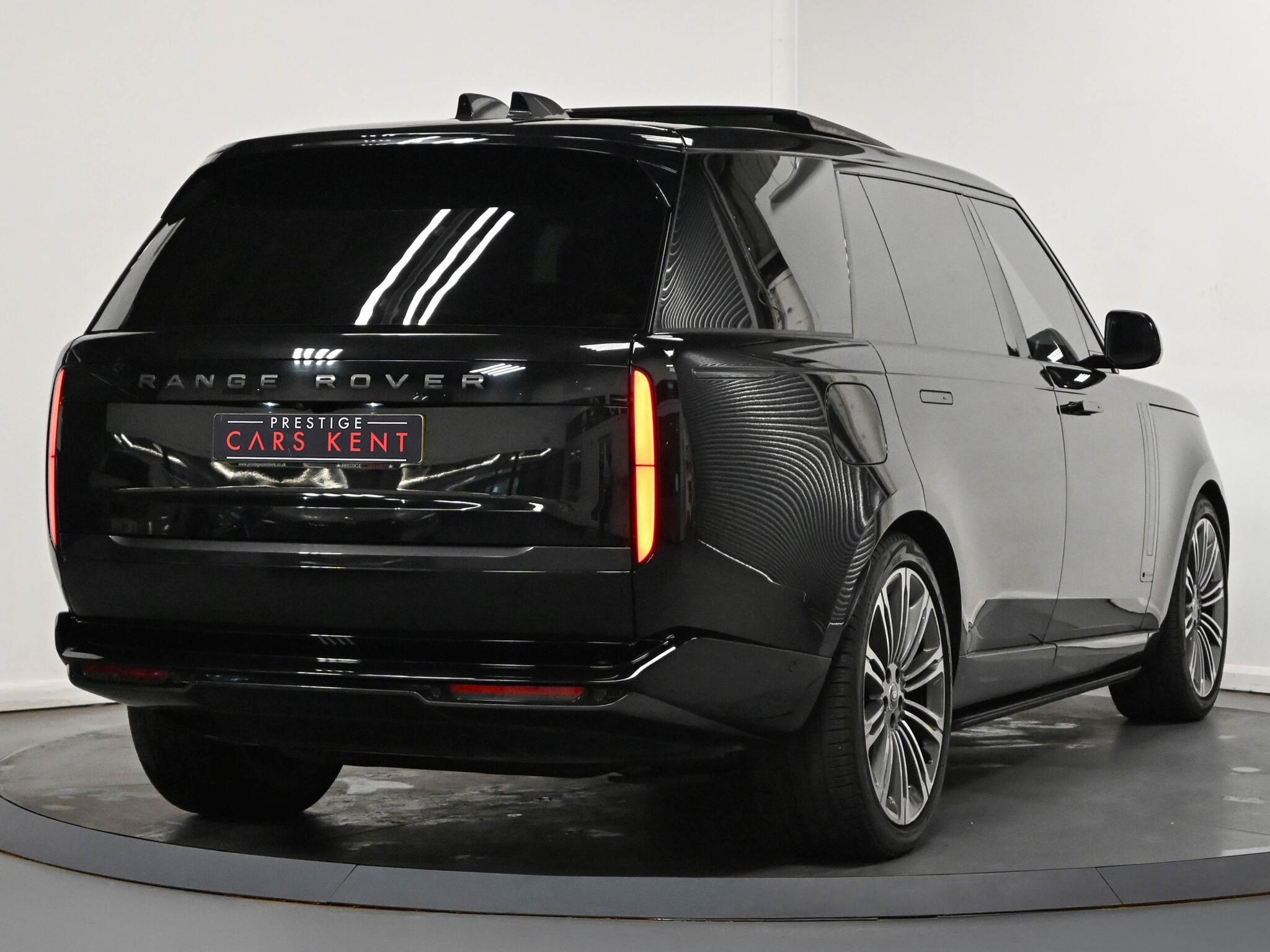 Land Rover Range Rover view 29