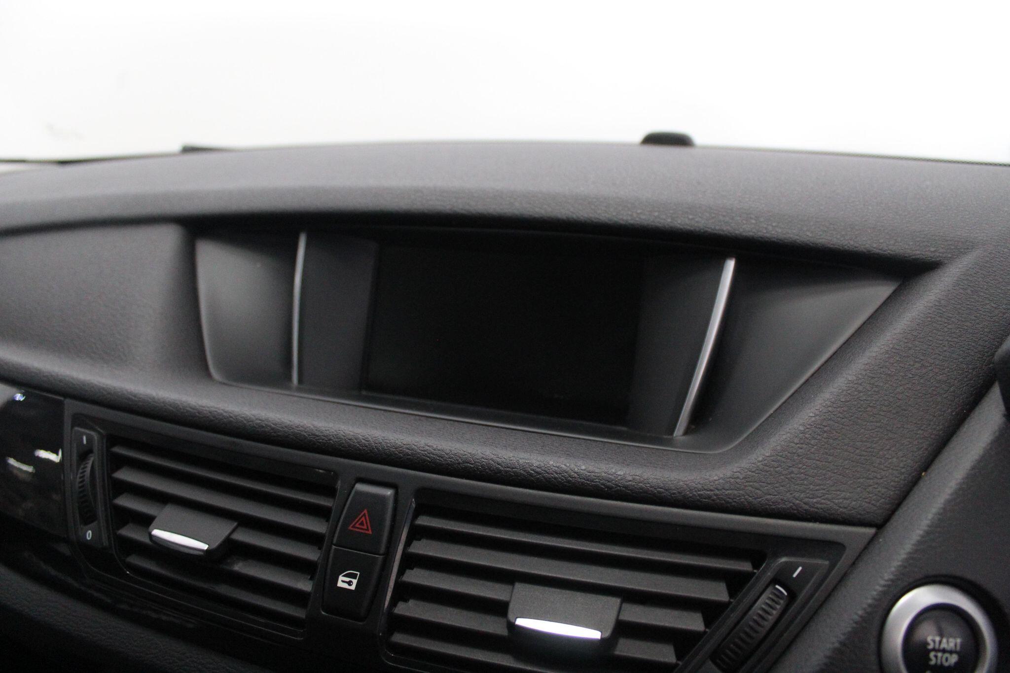 BMW X1 view 40