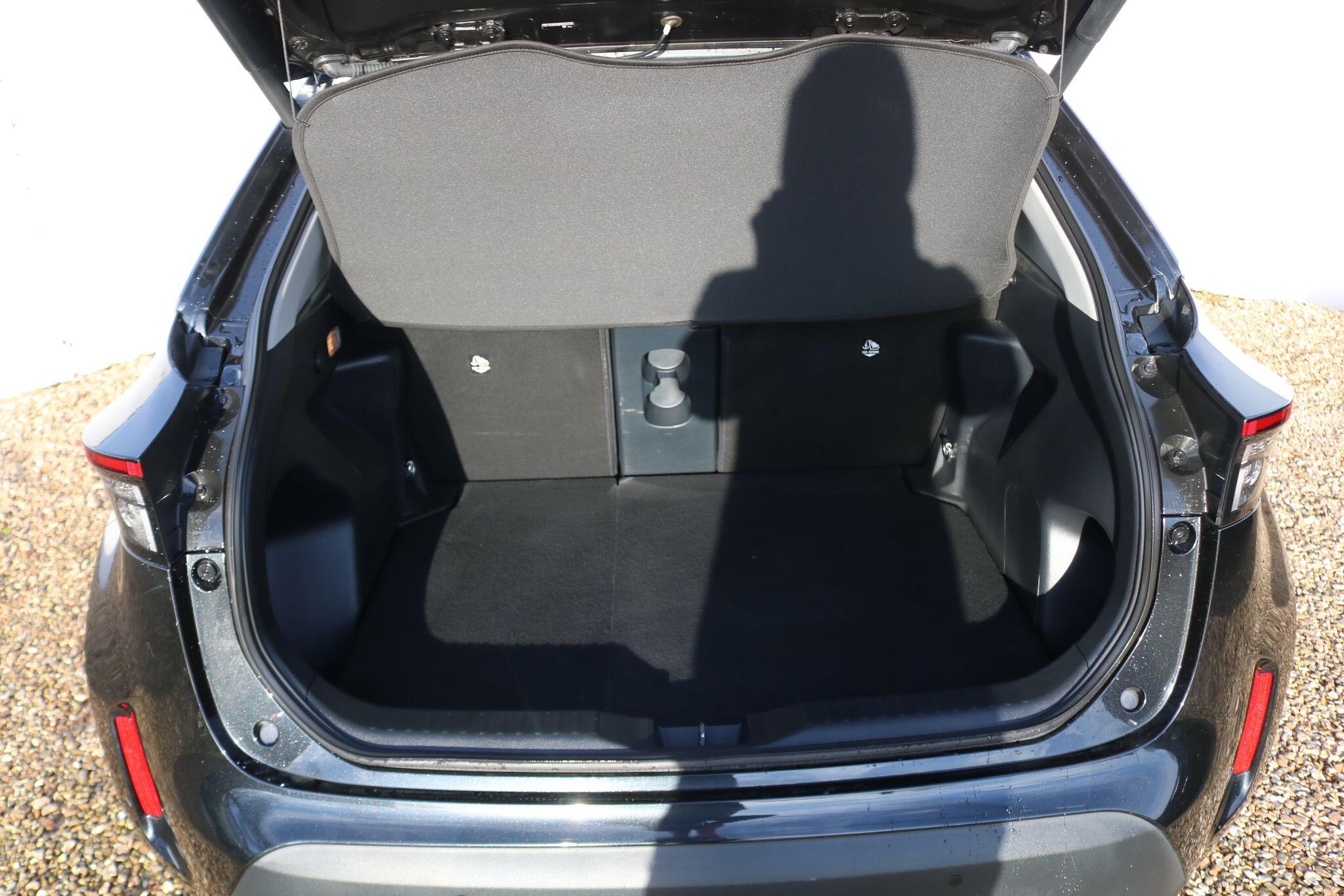 Toyota Yaris Cross view 11