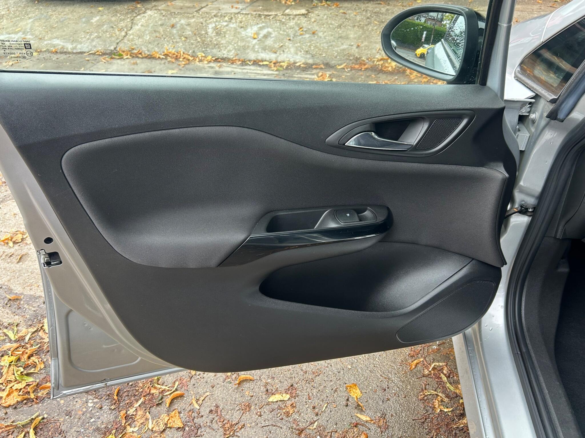 Vauxhall Corsa view 33