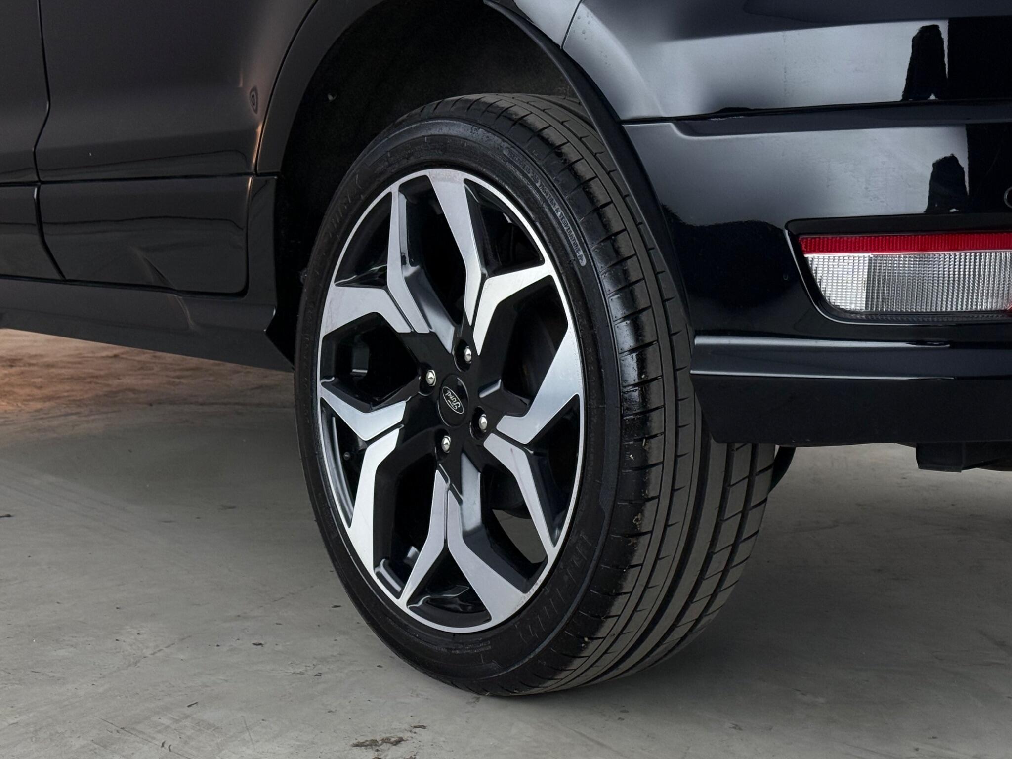 Ford Ecosport view 10