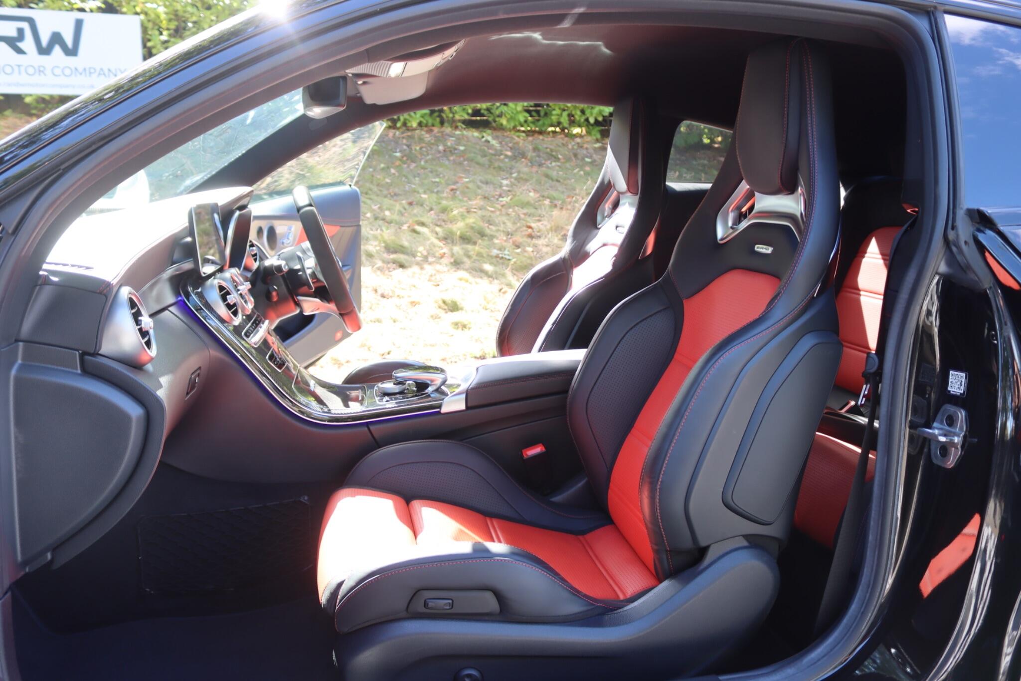 Mercedes-Benz C-Class view 3