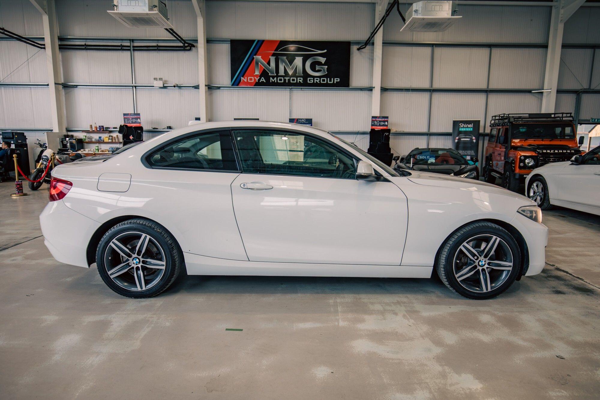 BMW 2 Series view 26