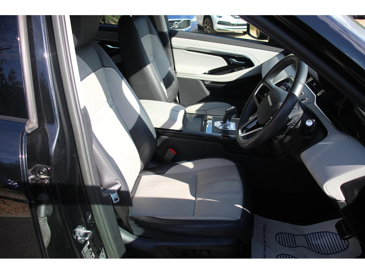 Land Rover Range Rover Evoque view 15