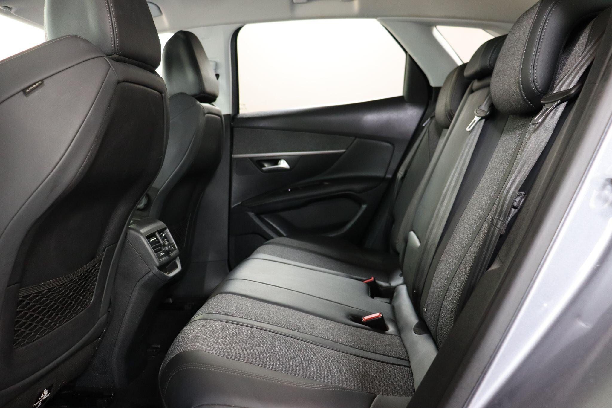 Peugeot 3008 view 42