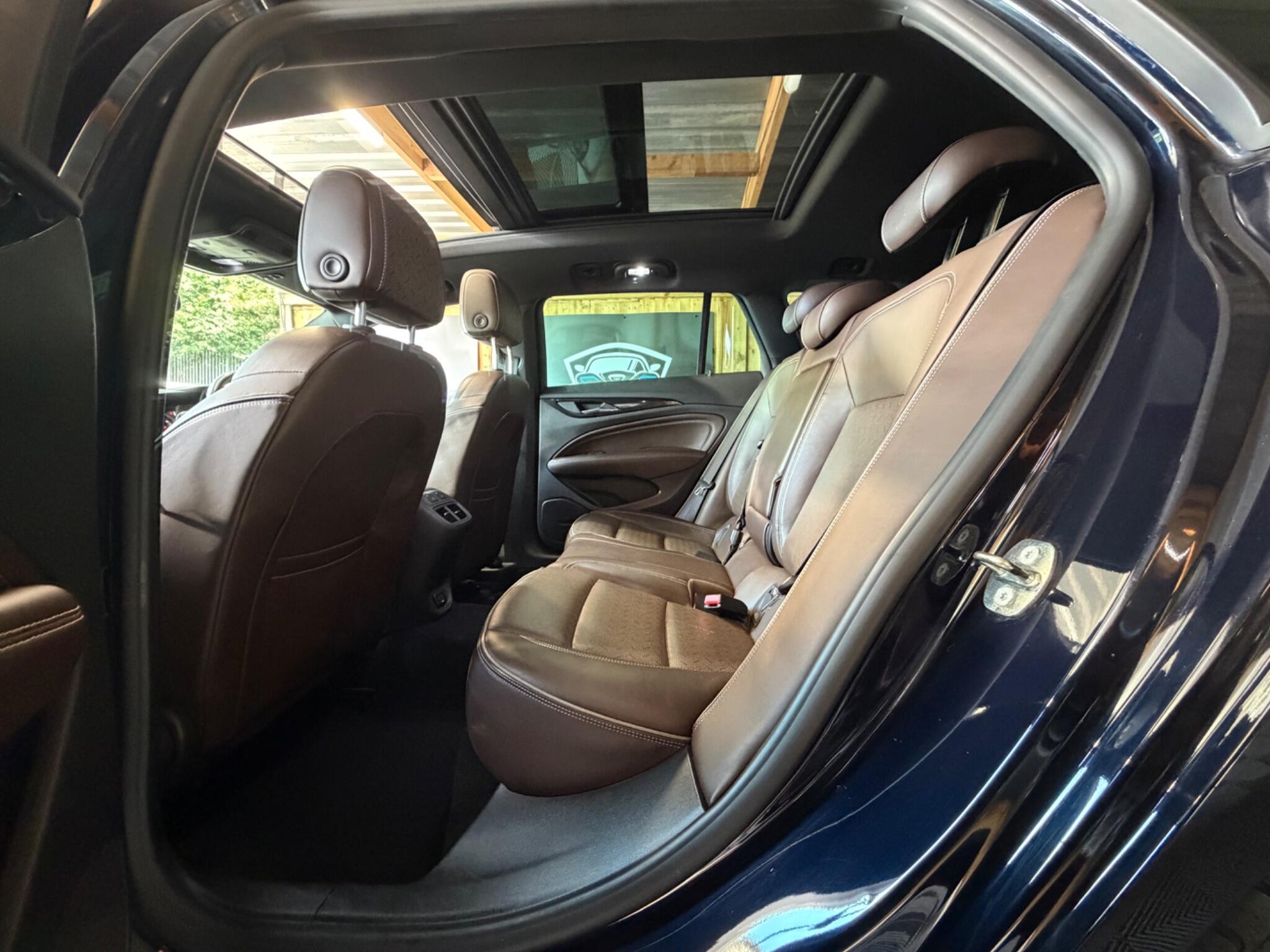 Vauxhall Insignia view 23