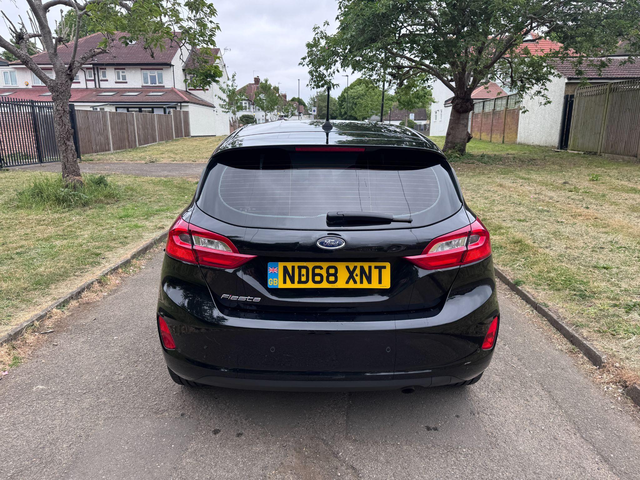 2018 Ford Fiesta image 9