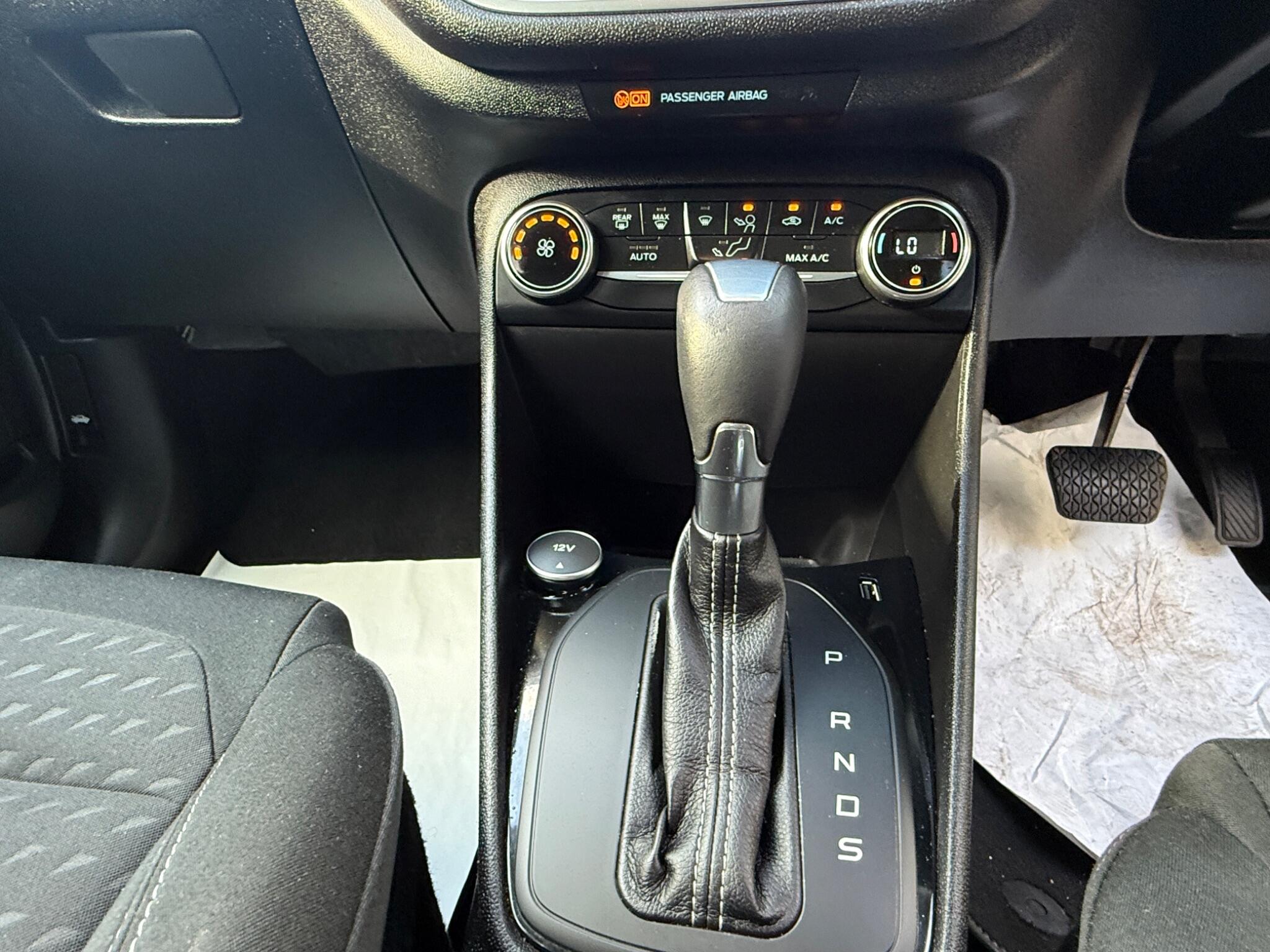 2019 Ford Fiesta image 19
