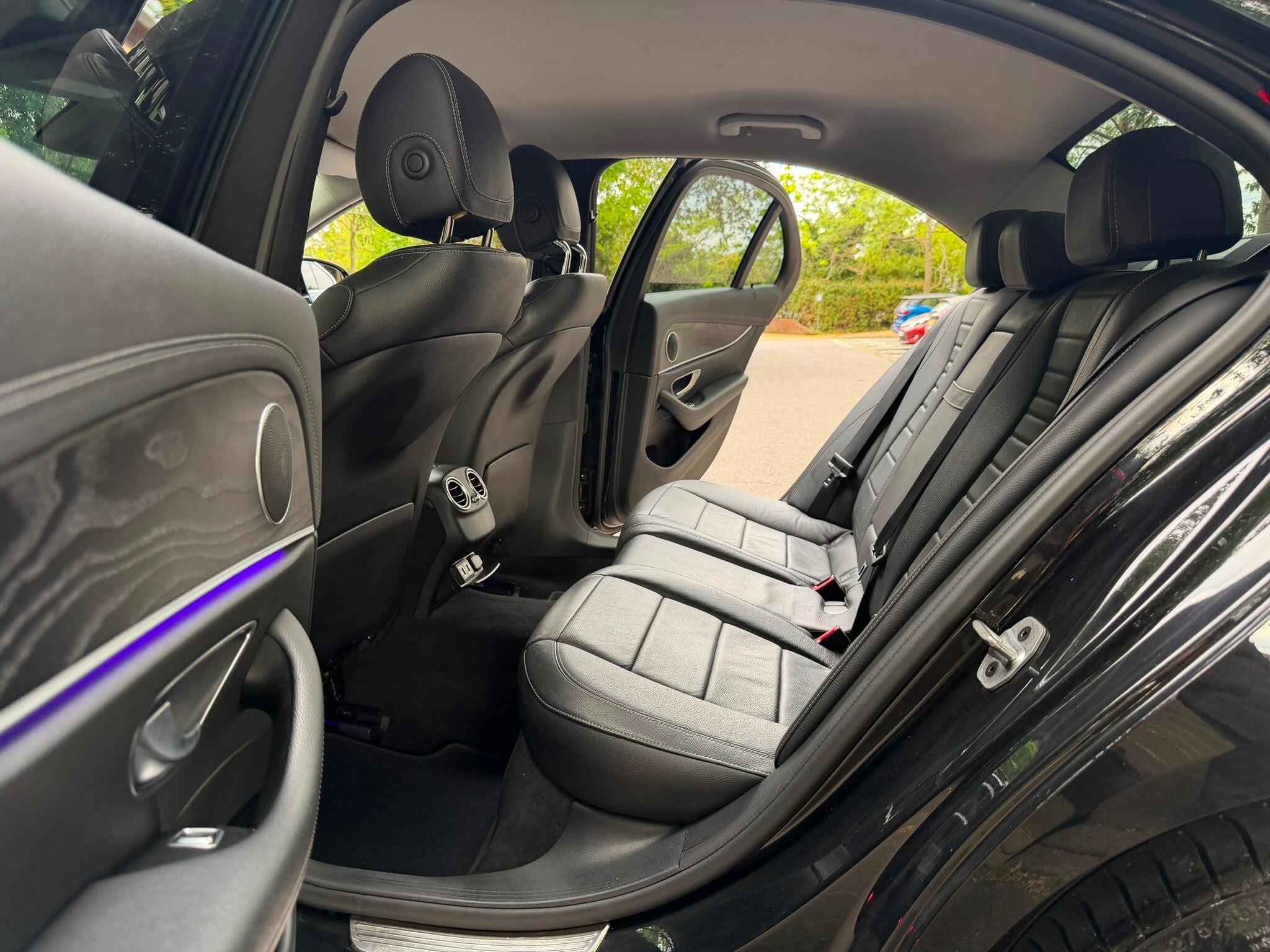 Mercedes-Benz E-Class view 18