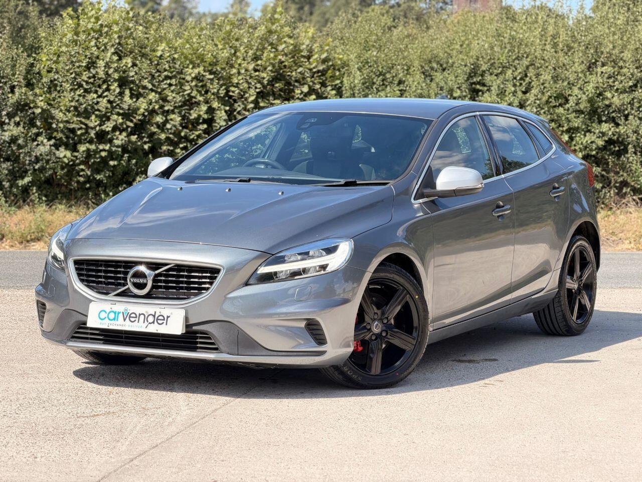 Volvo V40 view 3