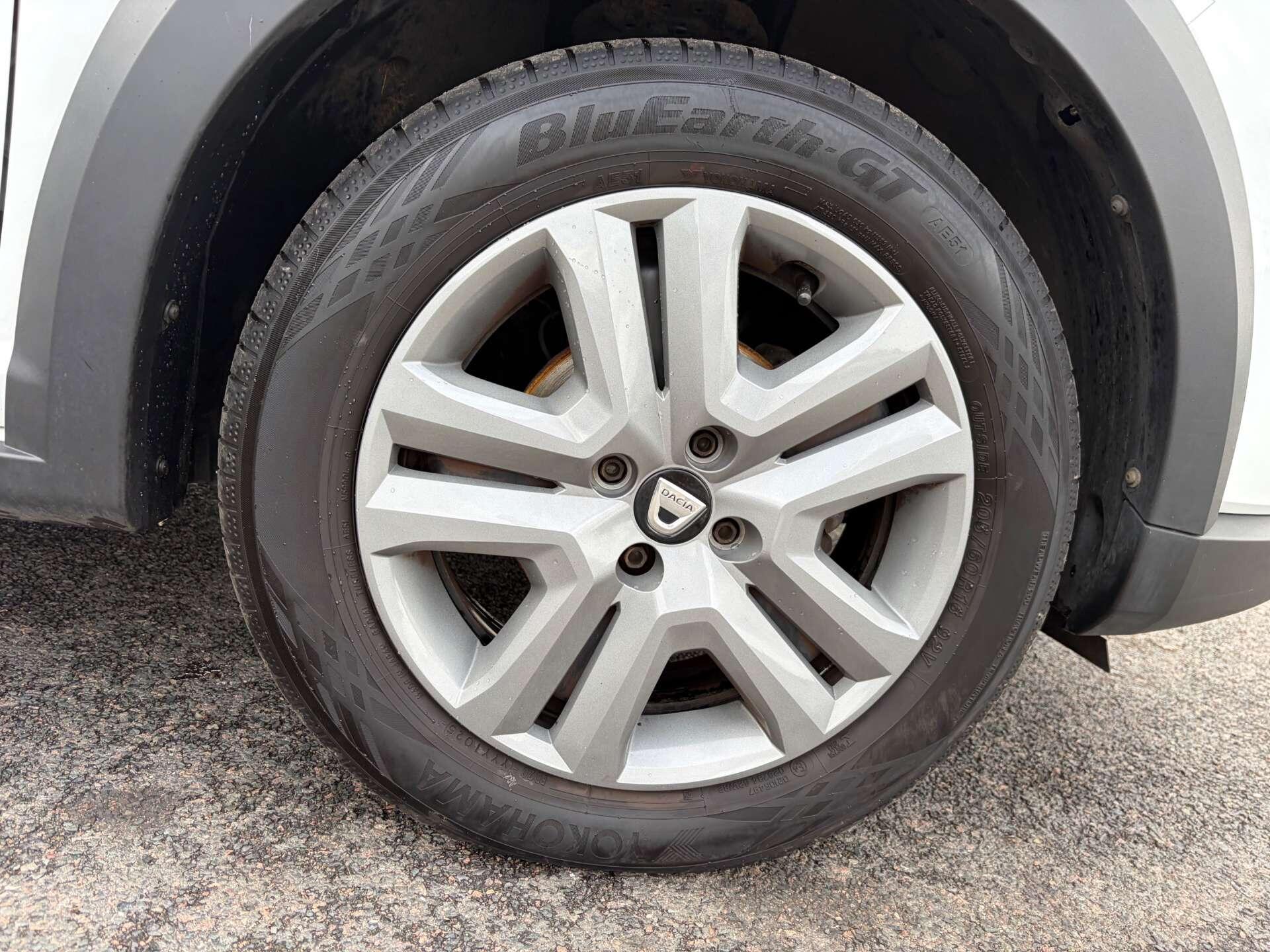 Dacia Sandero Stepway view 10
