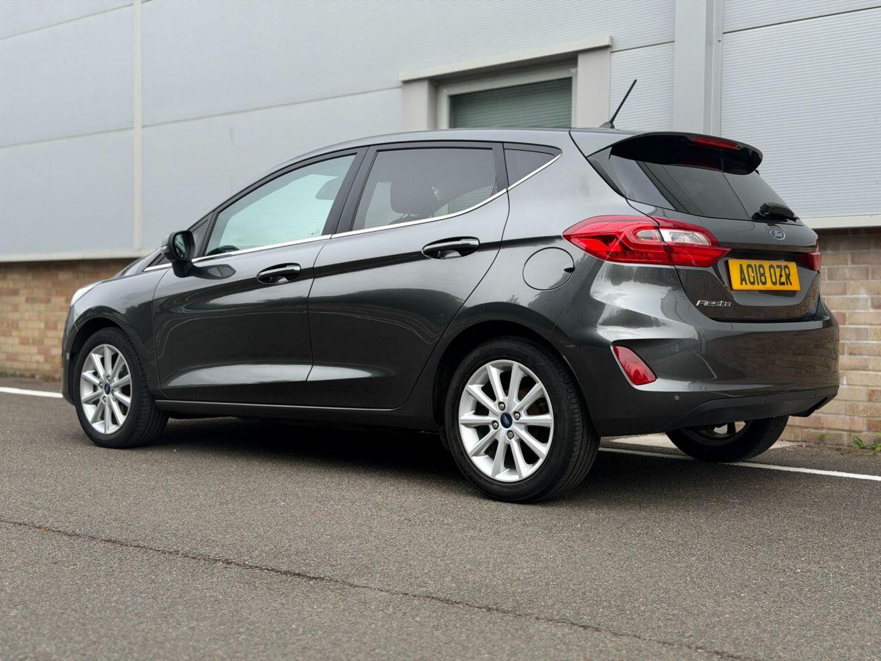 Ford Fiesta view 17
