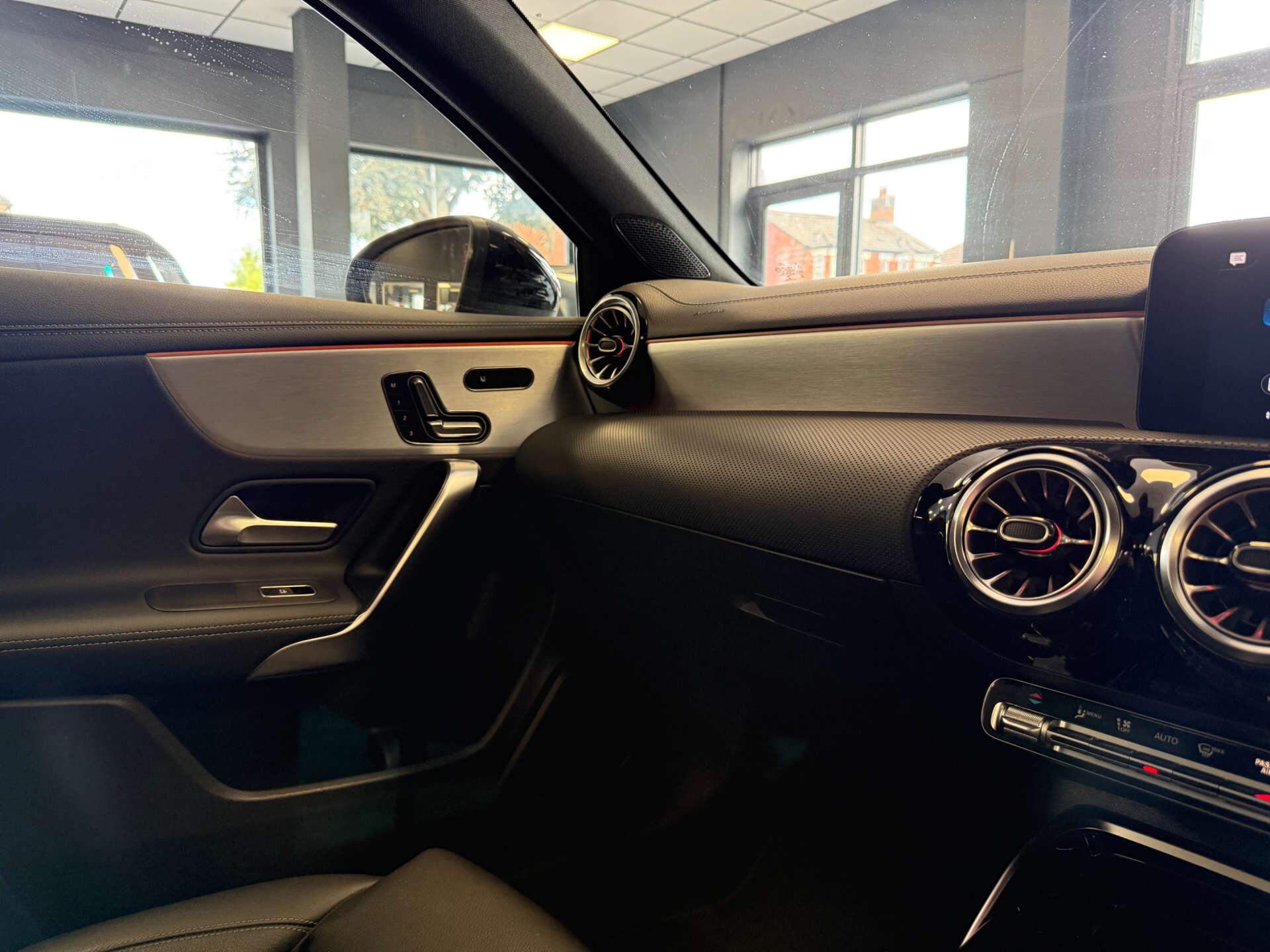 Mercedes-Benz A-Class view 38