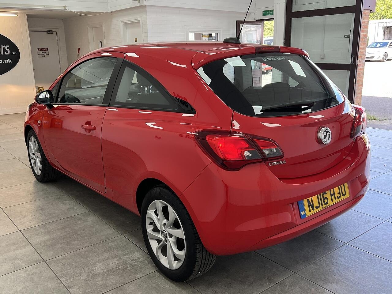 Vauxhall Corsa view 5