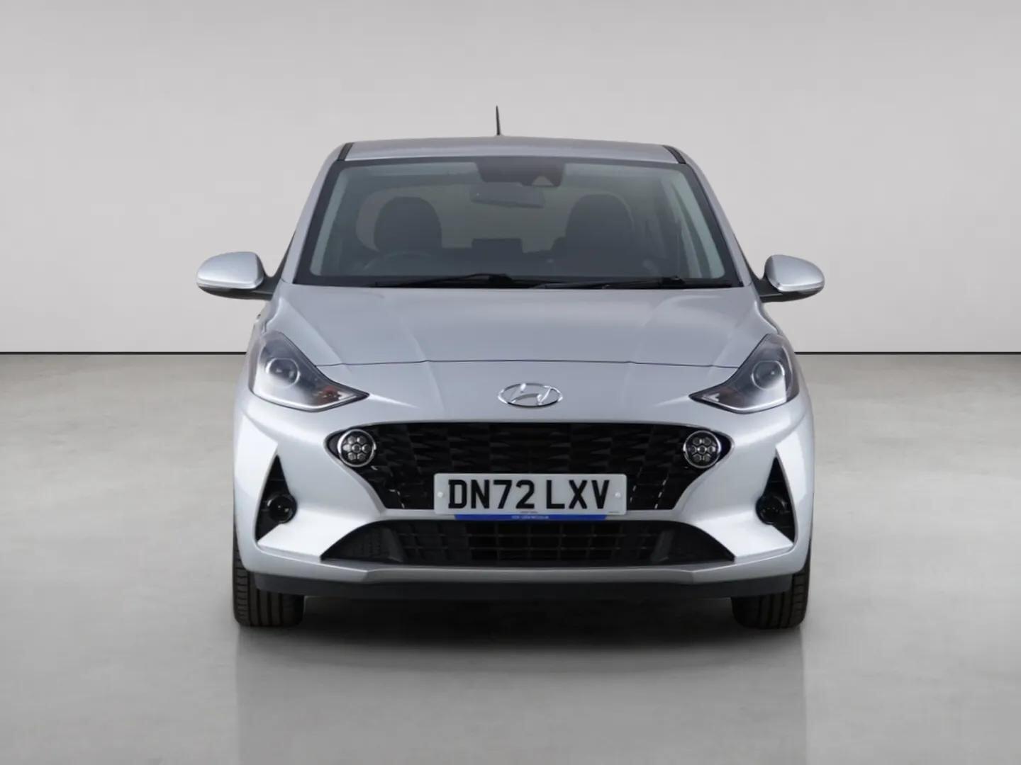Hyundai i10 view 5