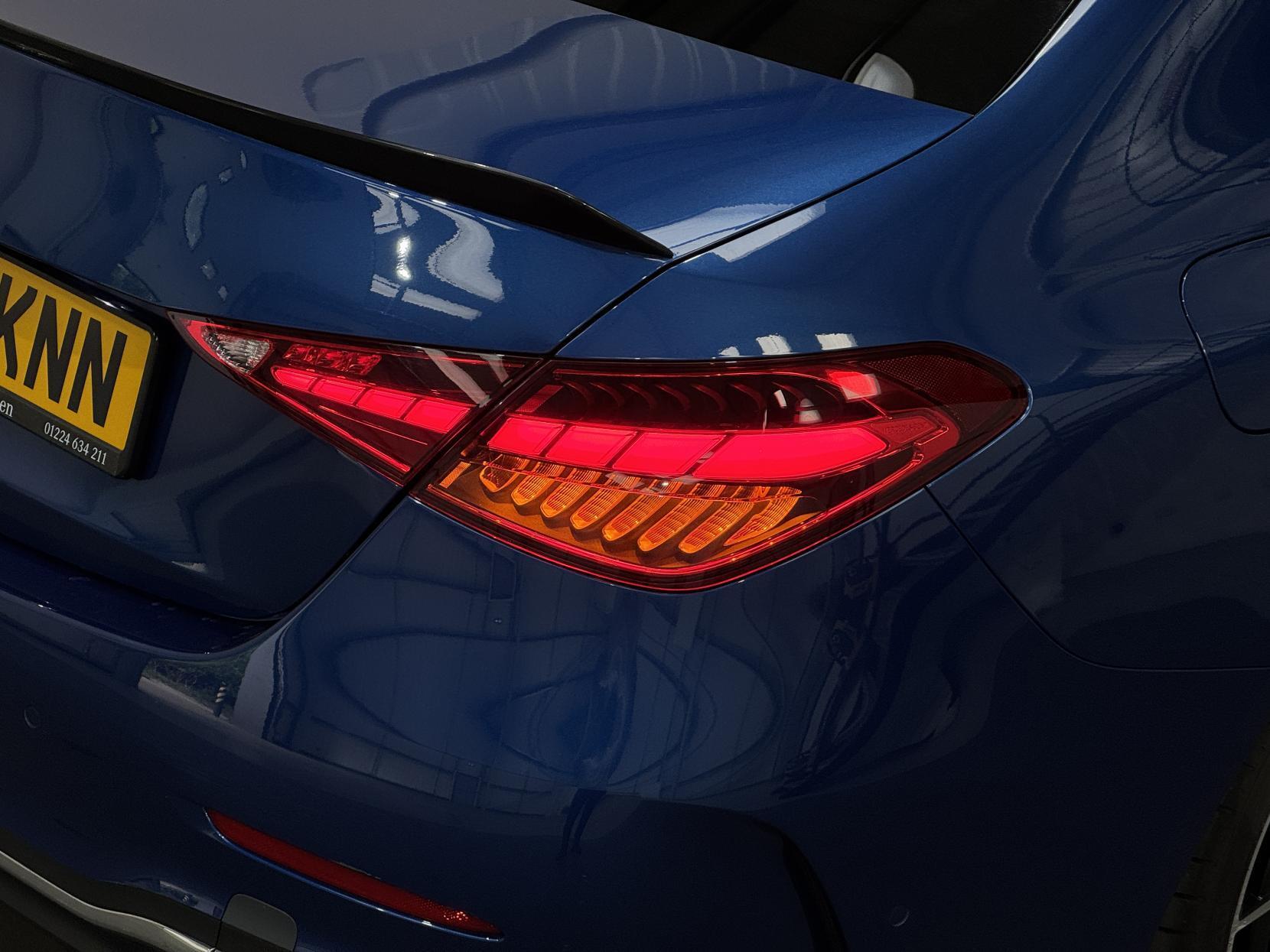 Mercedes-Benz C Class view 16