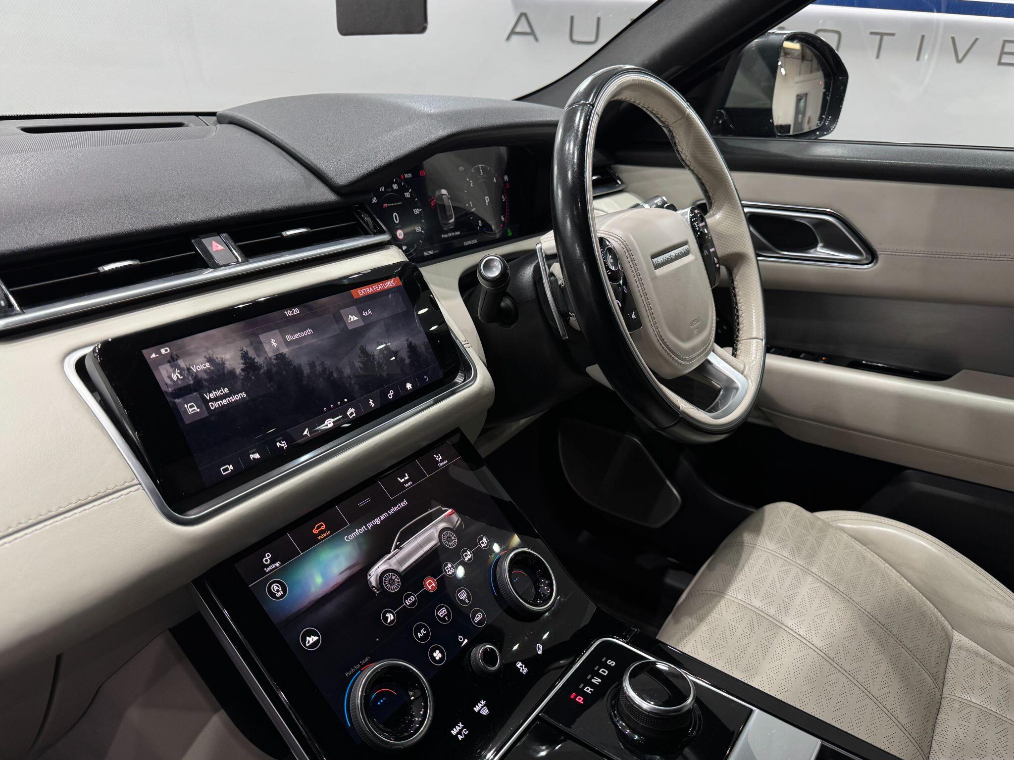 Land Rover Range Rover Velar view 43