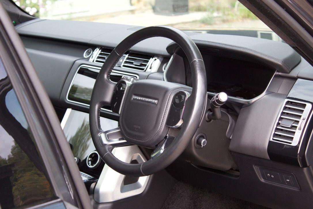 Land Rover Range Rover view 40