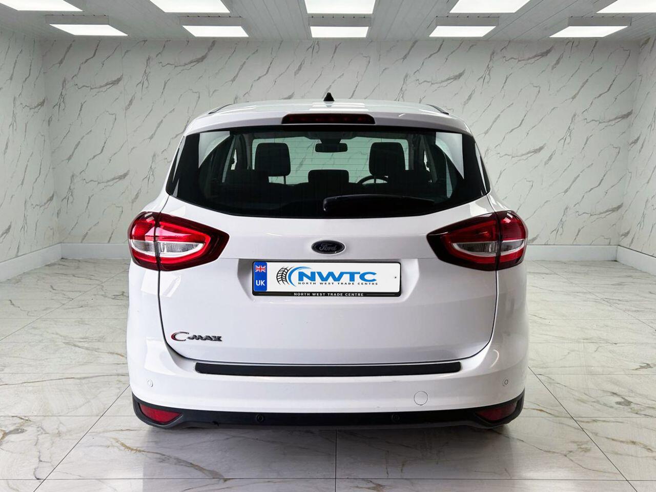 Ford C-Max view 10