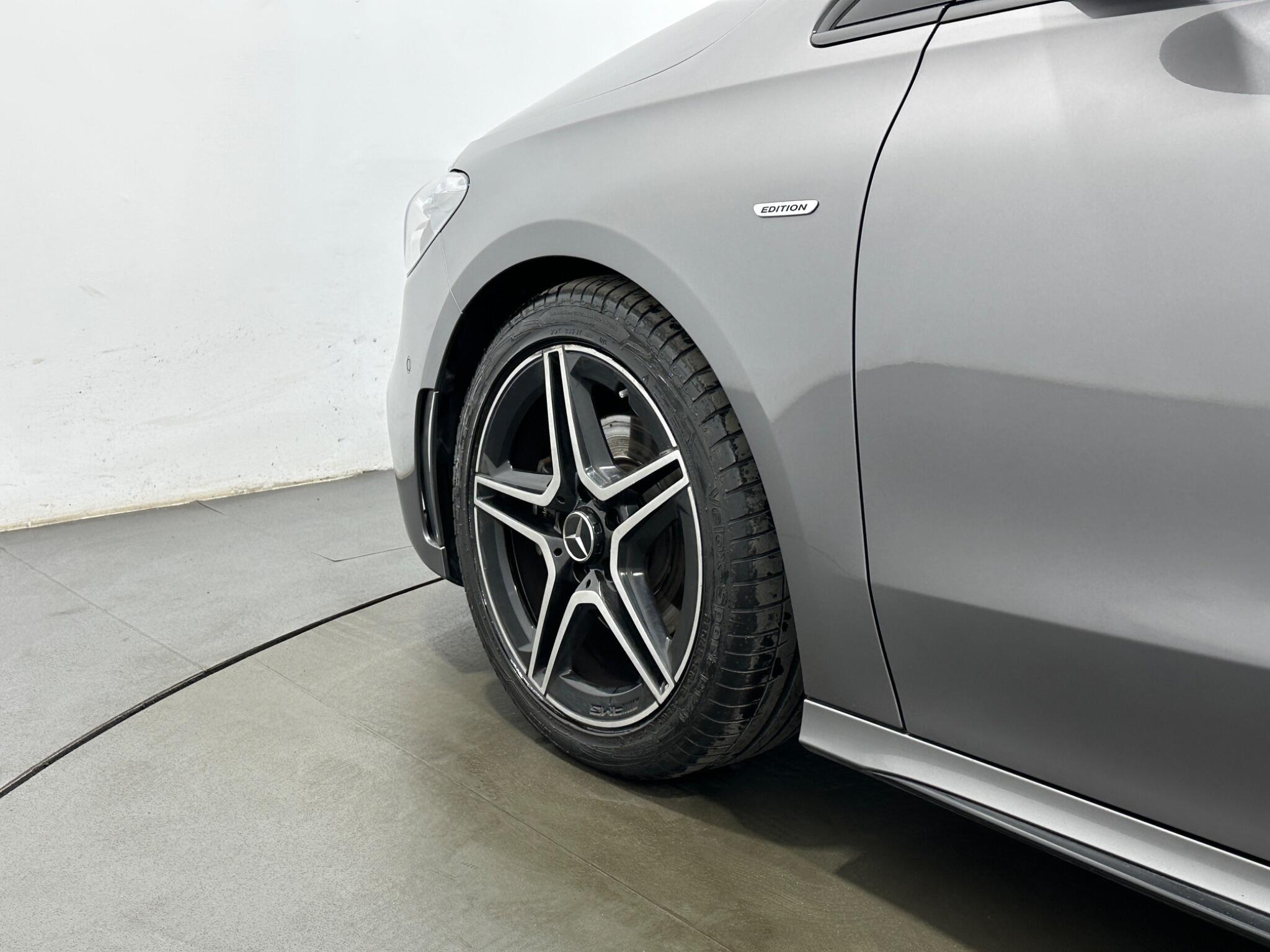 Mercedes-Benz B-Class view 52