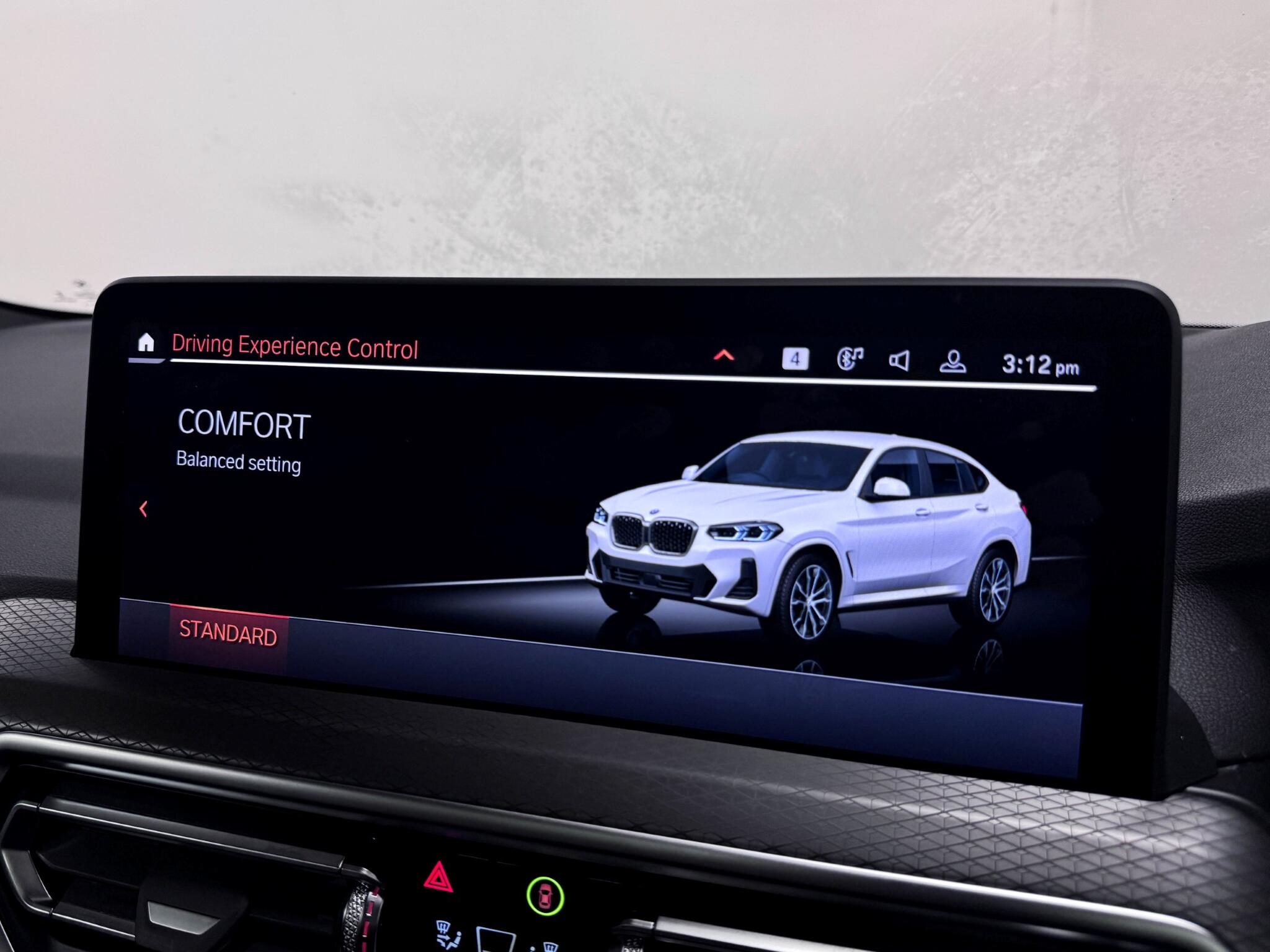 BMW X4 view 57