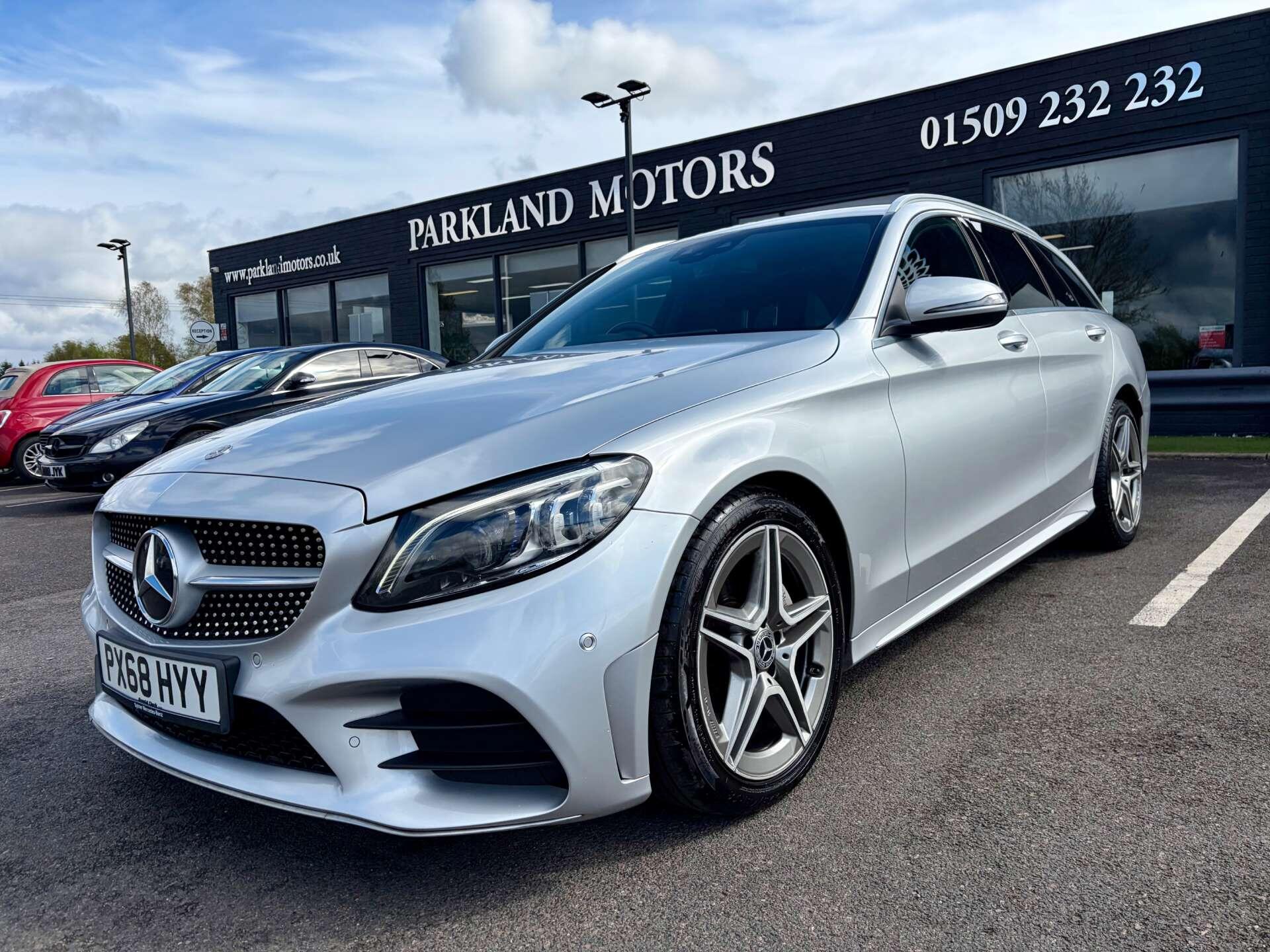 Mercedes-Benz C Class view 4