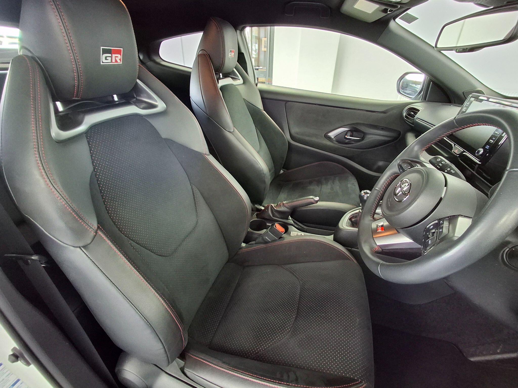 Toyota Yaris view 53