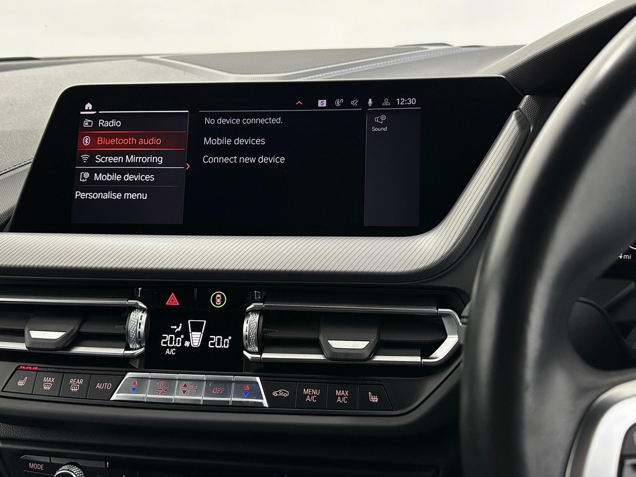 BMW 1 Series view 28