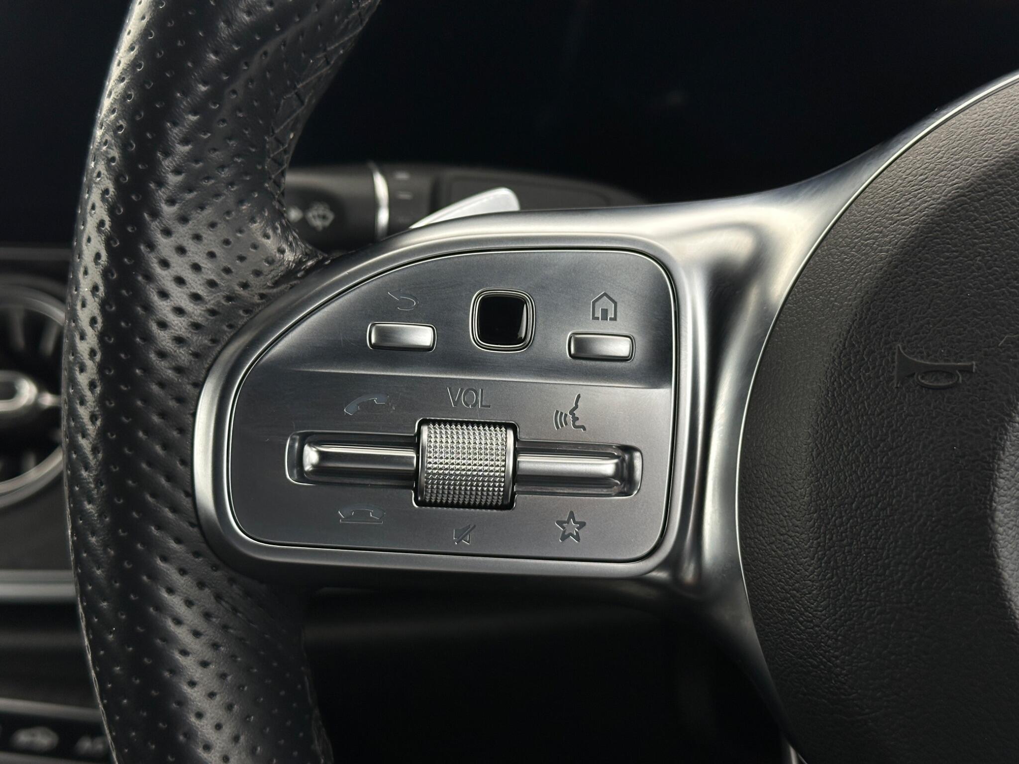 Mercedes-Benz E-Class view 15