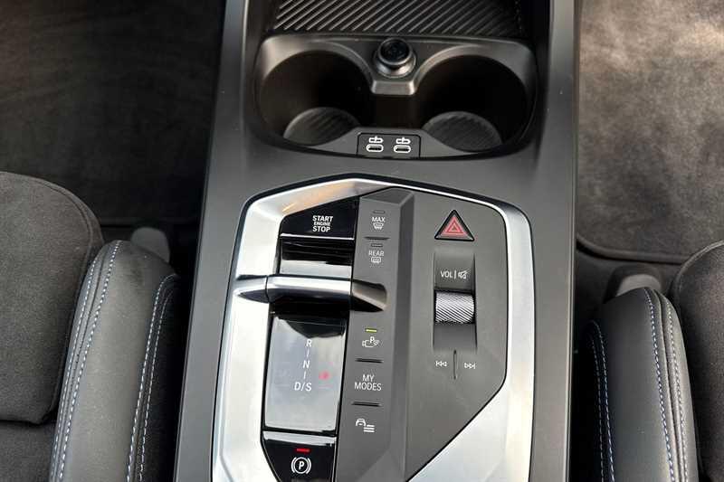 BMW 1 Series view 36