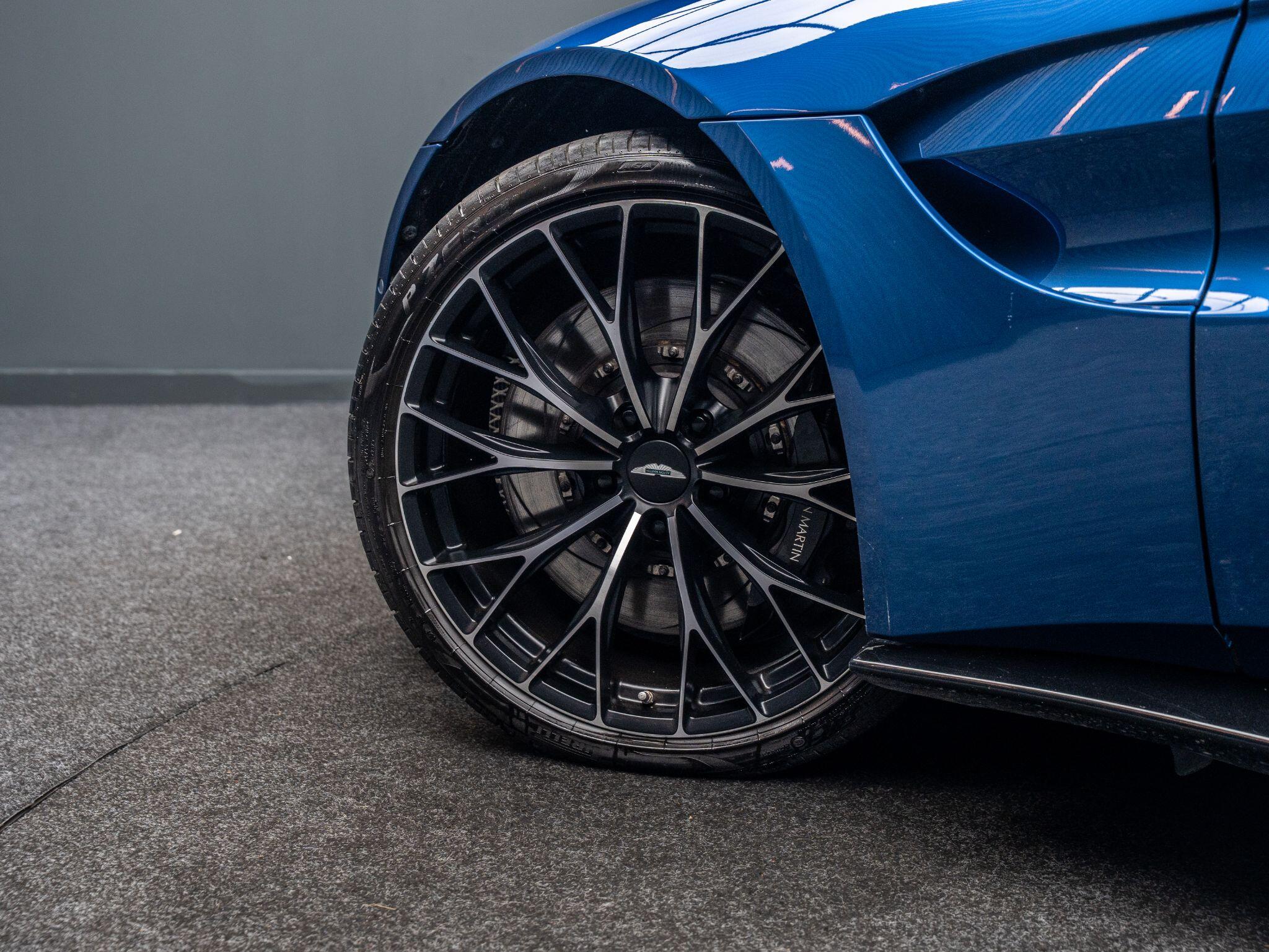 Aston Martin Vantage view 15