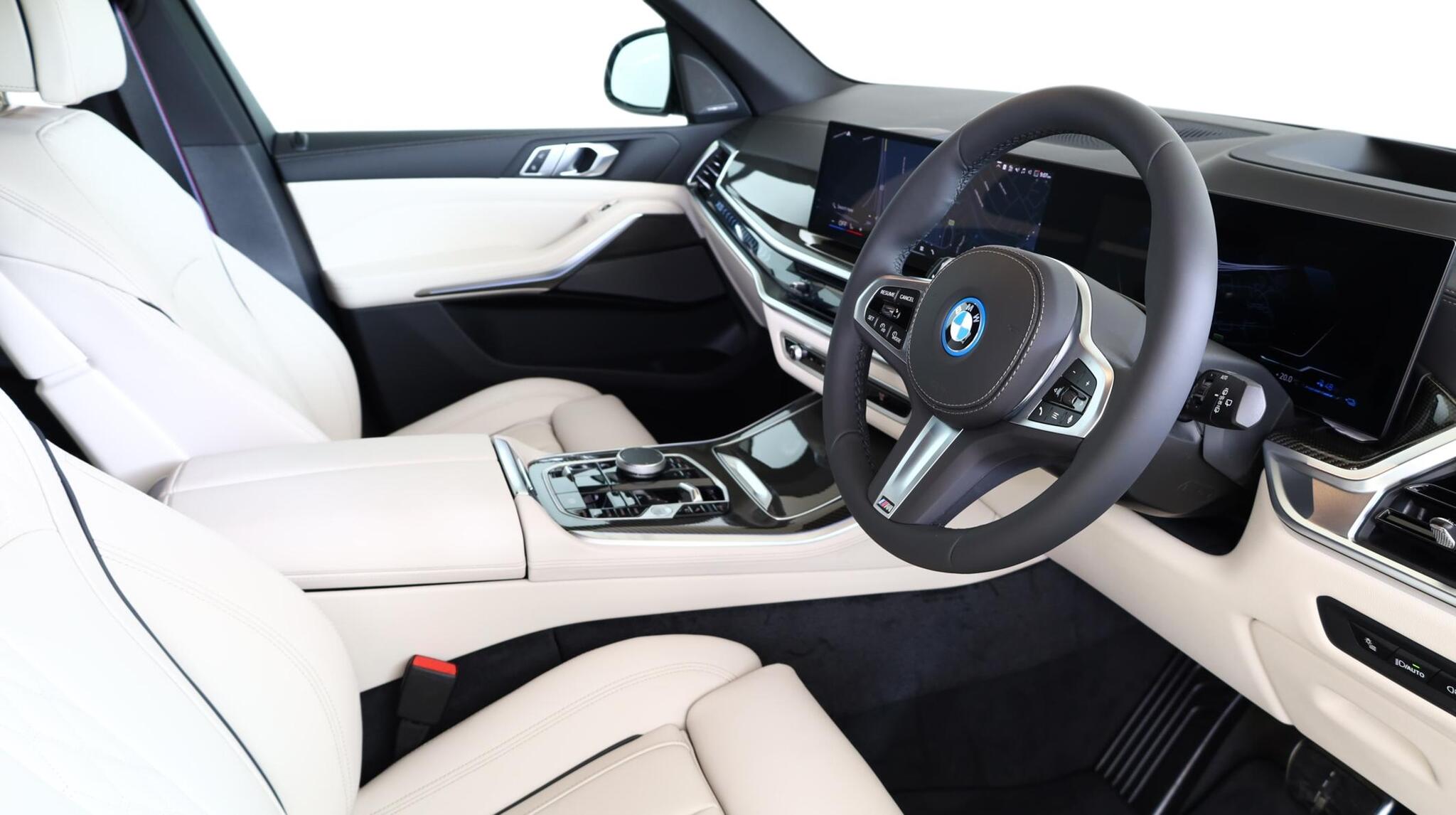 BMW X5 view 6