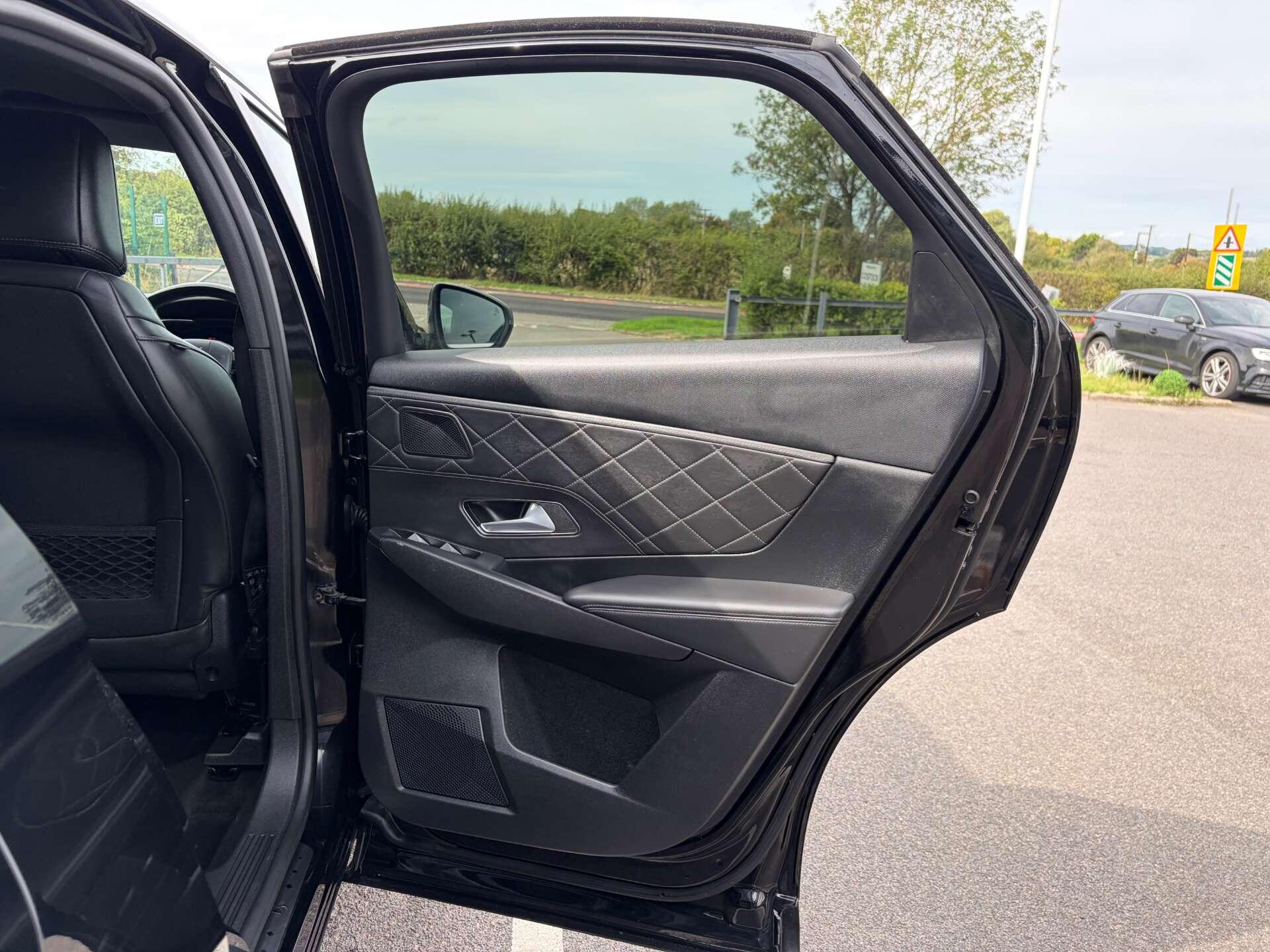 DS Automobiles DS 7 Crossback view 22