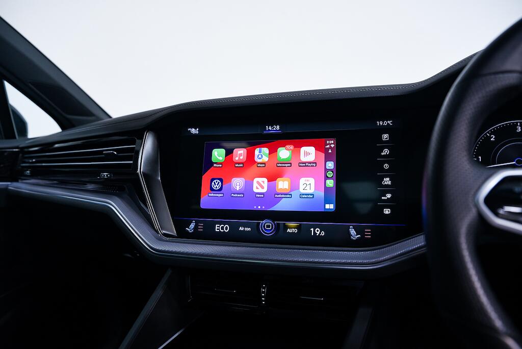 Volkswagen Touareg view 19