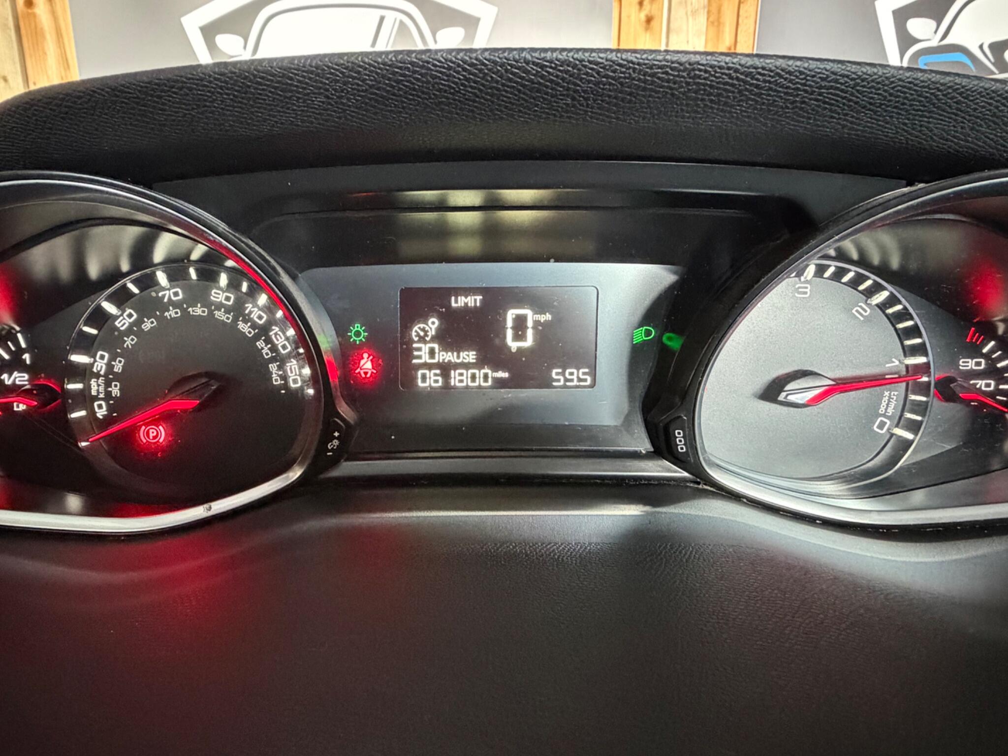 Peugeot 308 SW view 27