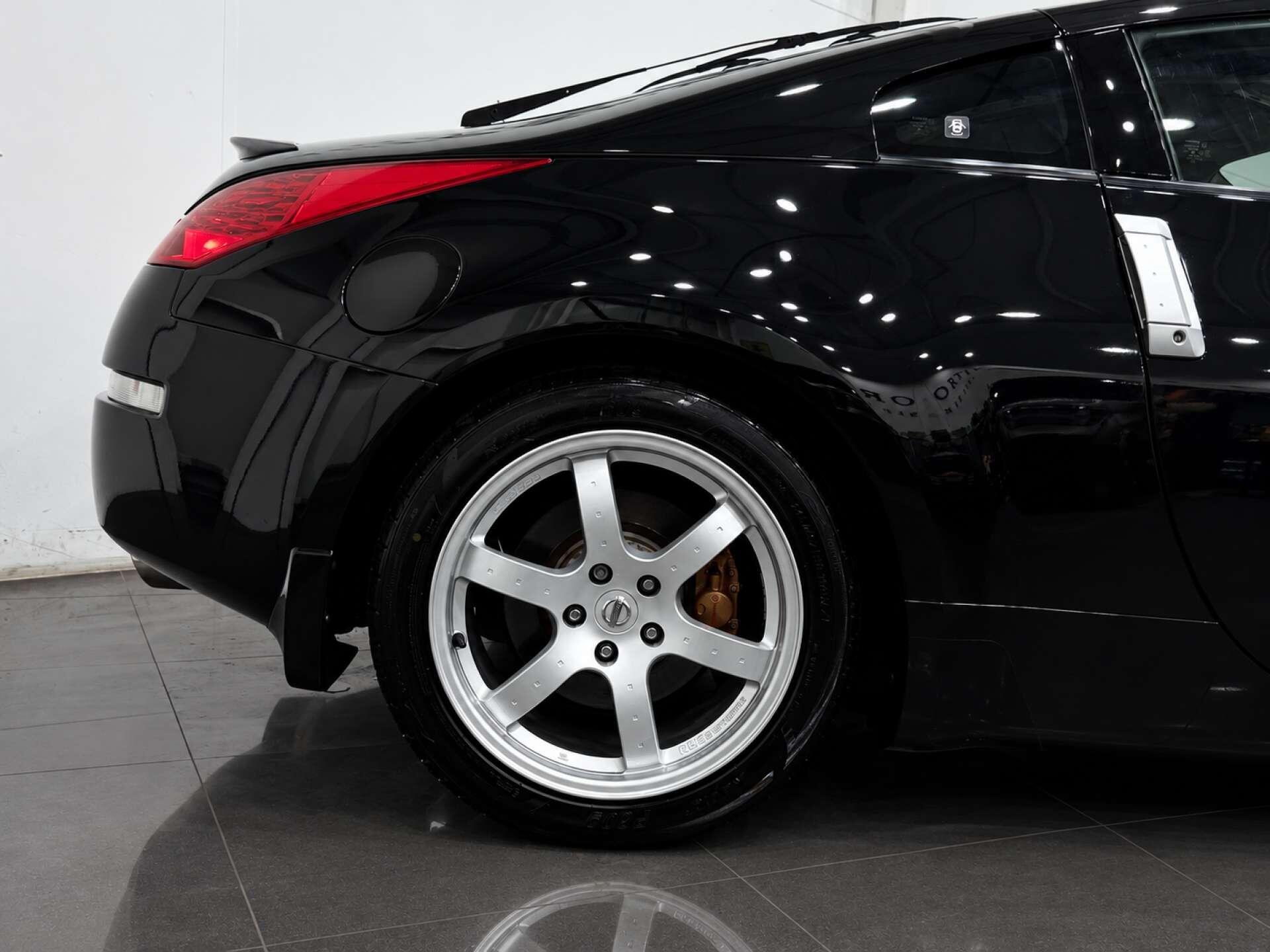 Nissan 350Z view 27