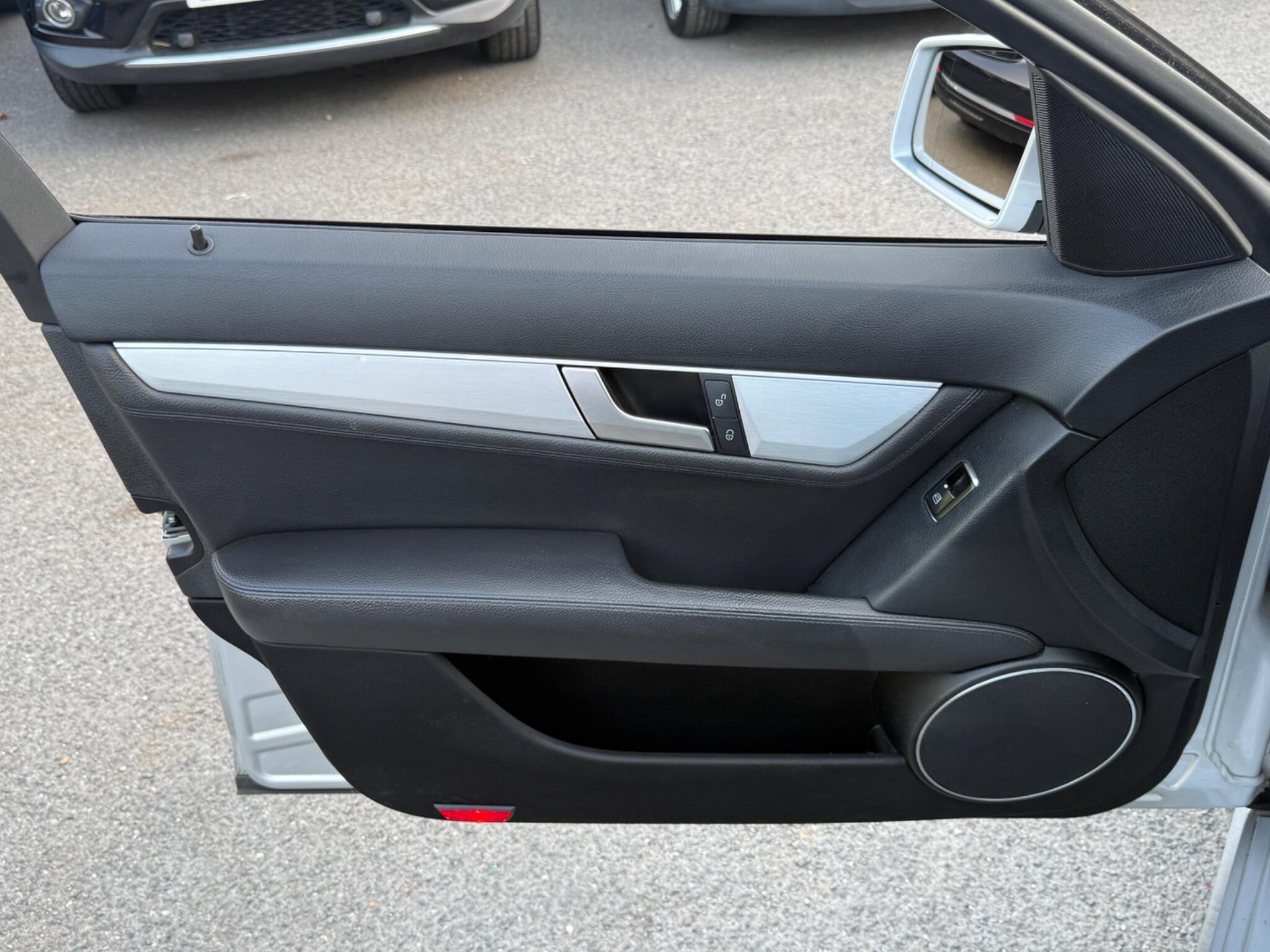 Mercedes-Benz C Class - Image 26
