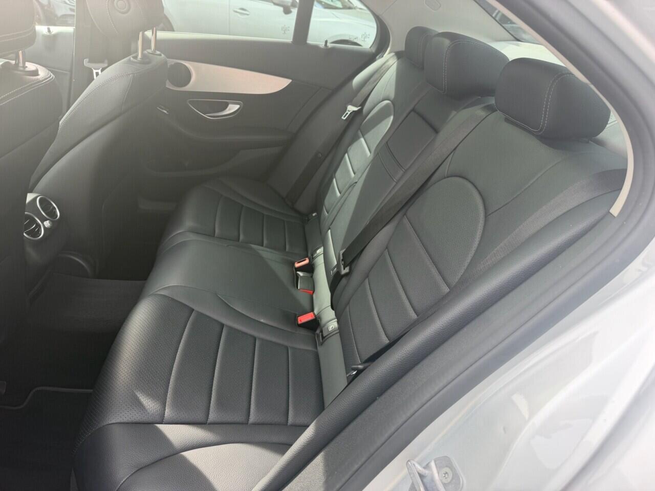 Mercedes-Benz C-Class view 8