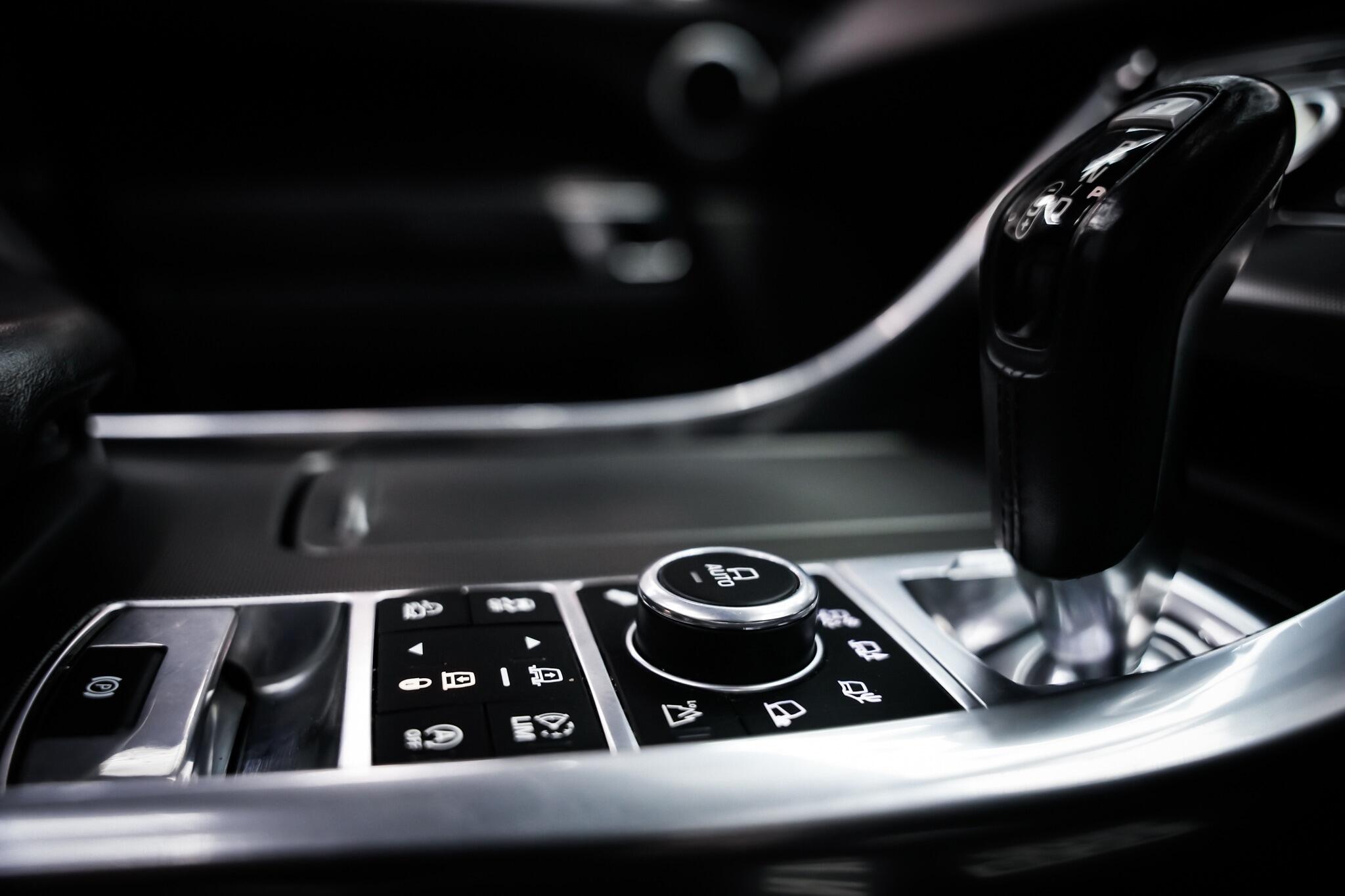 Land Rover Range Rover Sport view 42