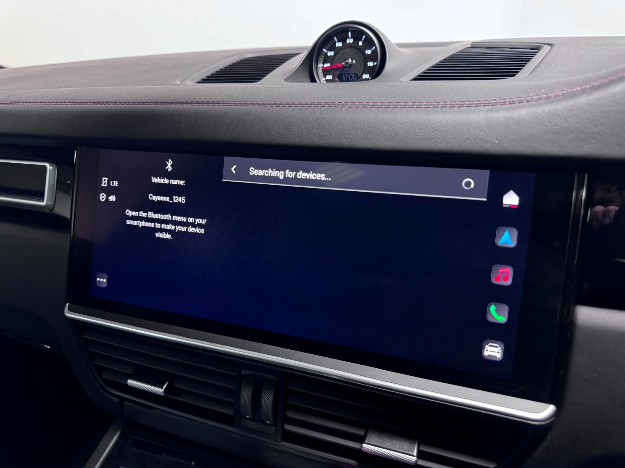 Porsche Cayenne view 55