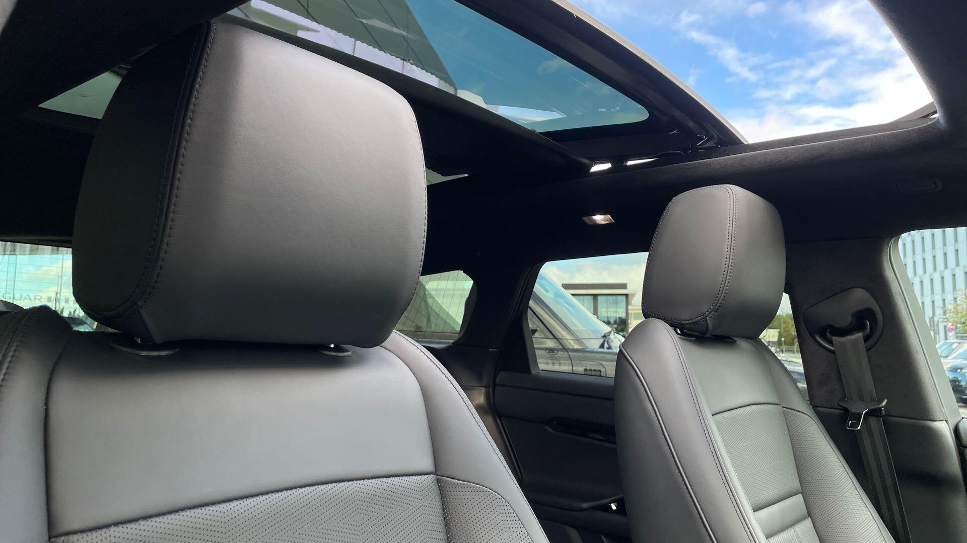 Land Rover Range Rover Evoque view 42