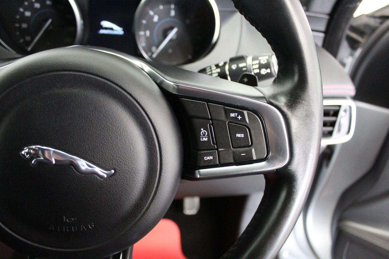 Jaguar F-Pace view 52