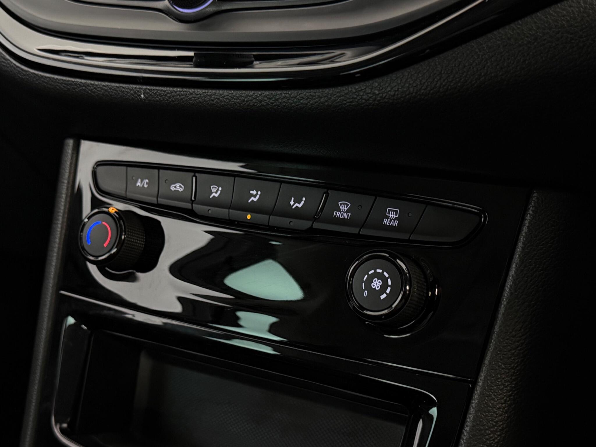 Vauxhall Astra view 19