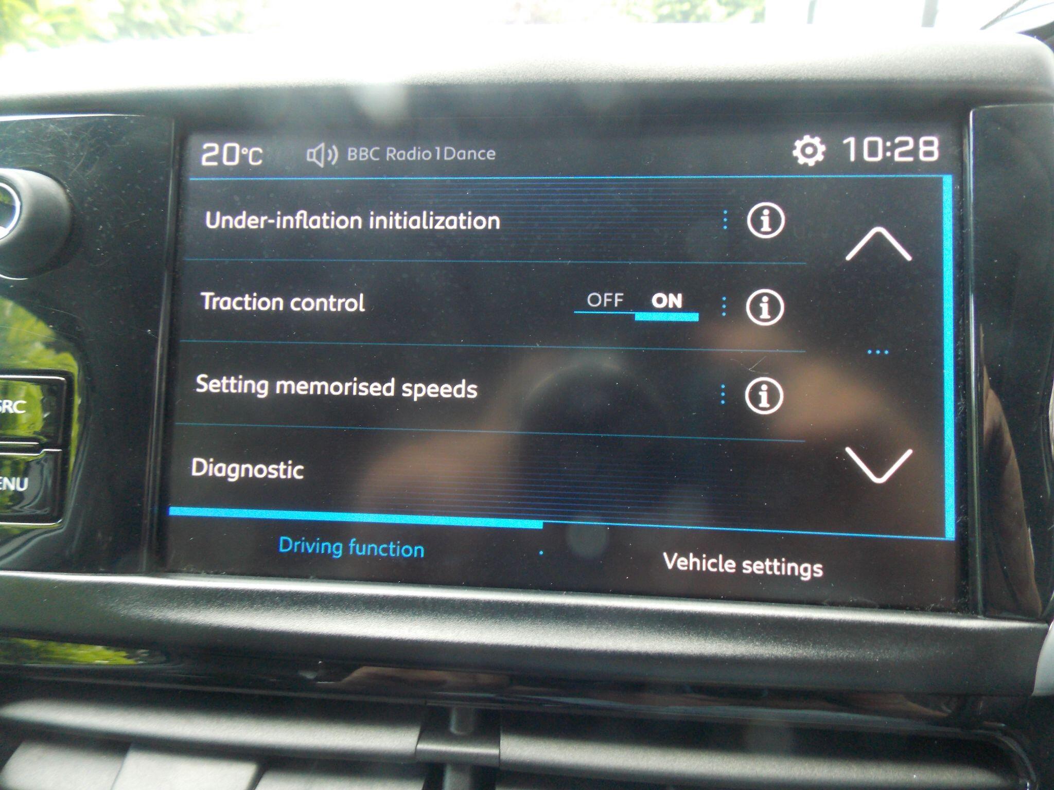 Peugeot 208 view 43